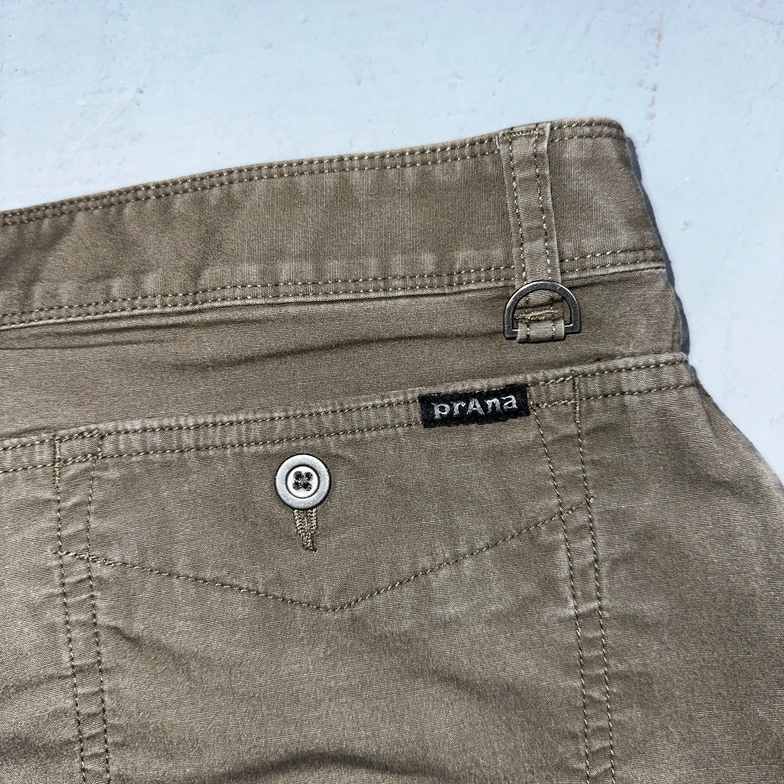 Prana Shorts Men 34 Brown Brown Organic Cotton Stretch Lightweight Casual 9"