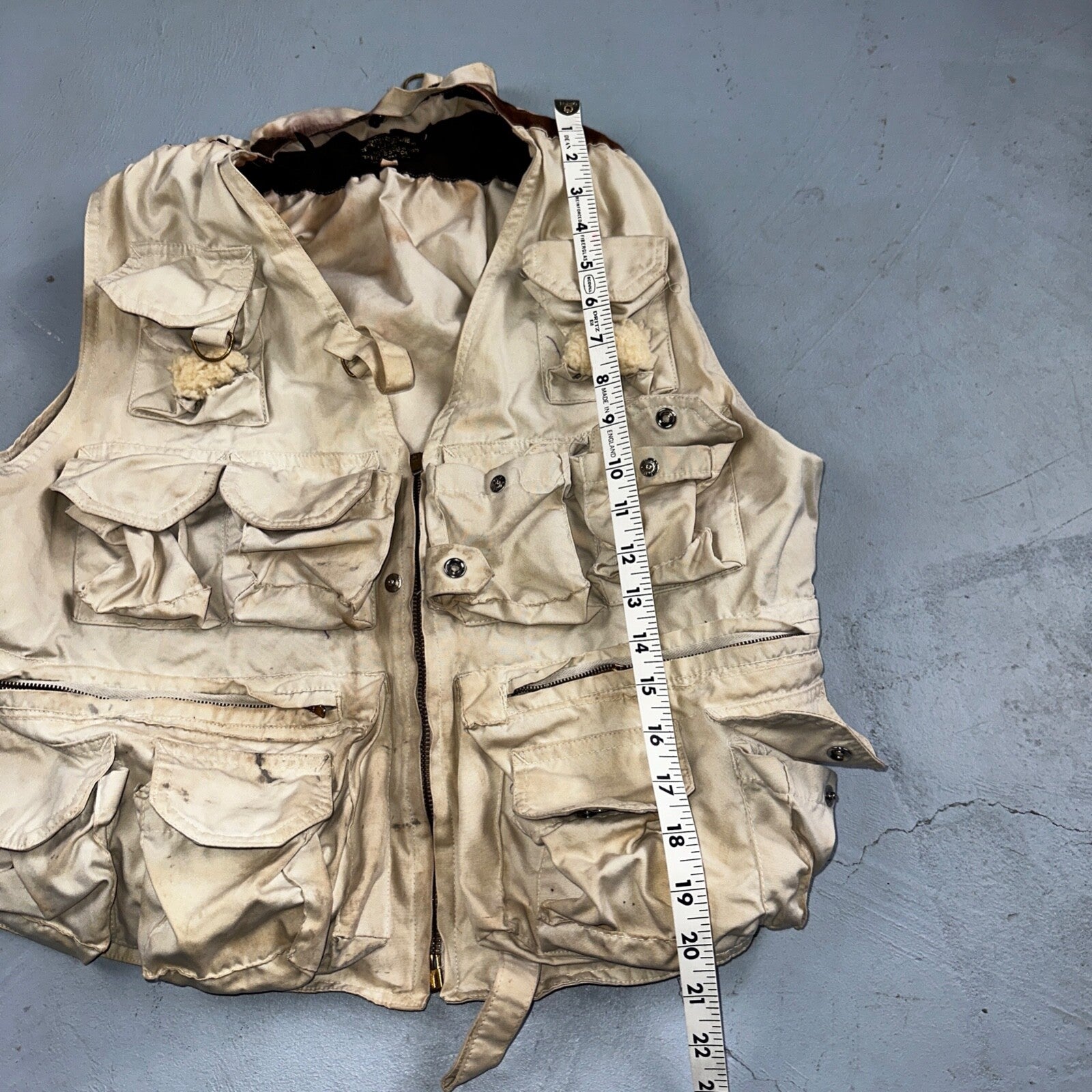 VTG Hurricane Fishing Vest Men's Size L Beige Sleeveless Zip-Up 100% Cotton 70s