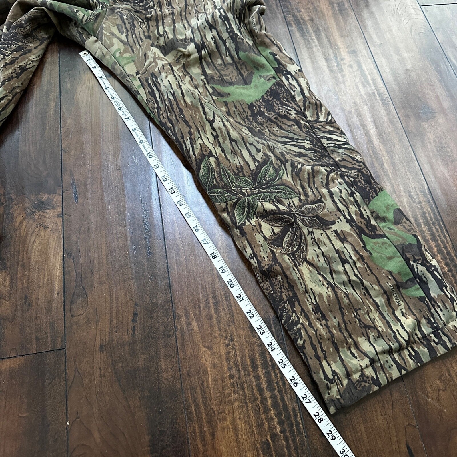 VTG 90s Cabela's Realtree Camo Fleece Pants Cargo Pocket 35x28 Made in the USA