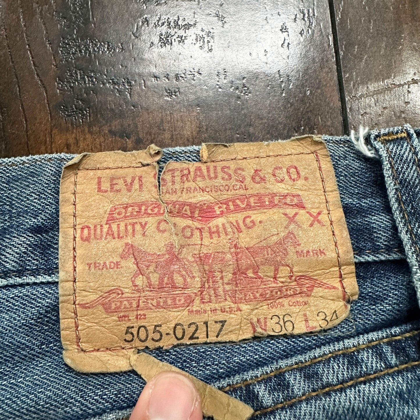 Levis LVC Big E VTG 90s Redline Selvedge Denim 505 Jeans USA Thrashed 36x34 501