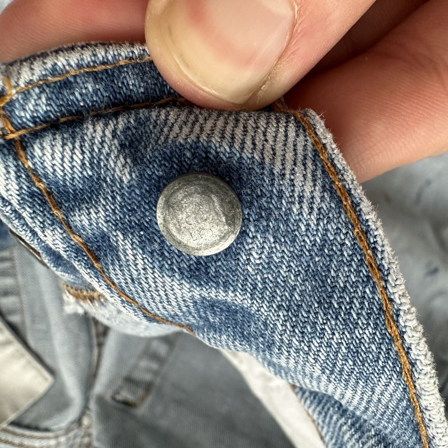 Levis Vintage 80s Redline Selvedge USA 501 XX Jeans Light Wash 33x34 Act 29x29