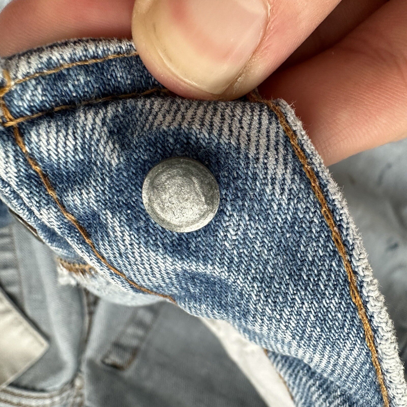 Levis Vintage 80s Redline Selvedge USA 501 XX Jeans Light Wash 33x34 Act 29x29