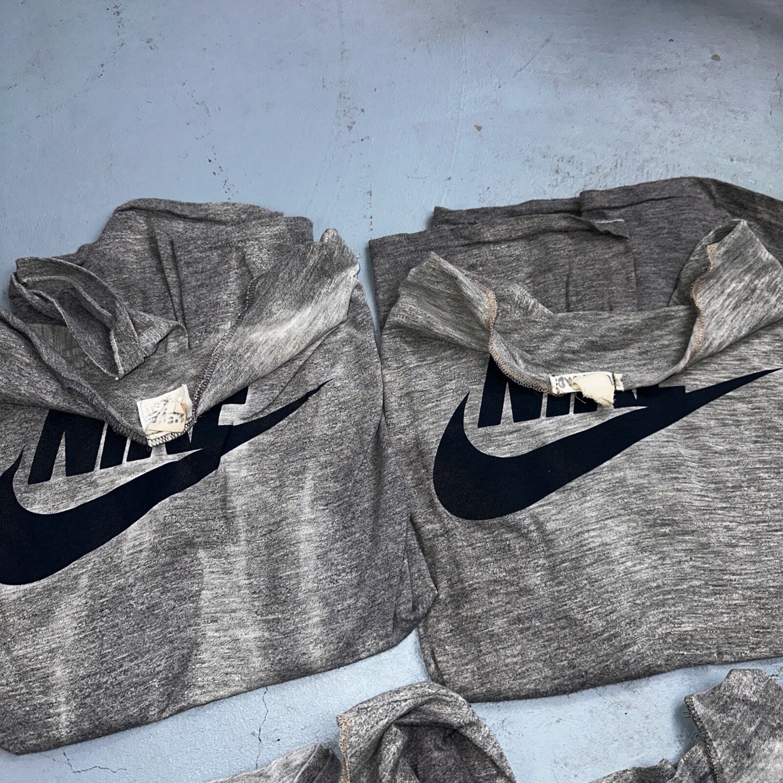 Nike 70s Lot of 8 VTG T Shirt Orange Tag Gray Swoosh Soft Chopped Front Team