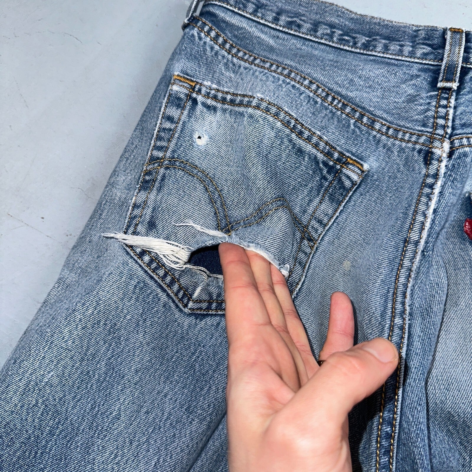 Levis 501 Vintage Y2K XX Straight Leg Jeans Rips Blue Med Wash 33x36 Act 31x31