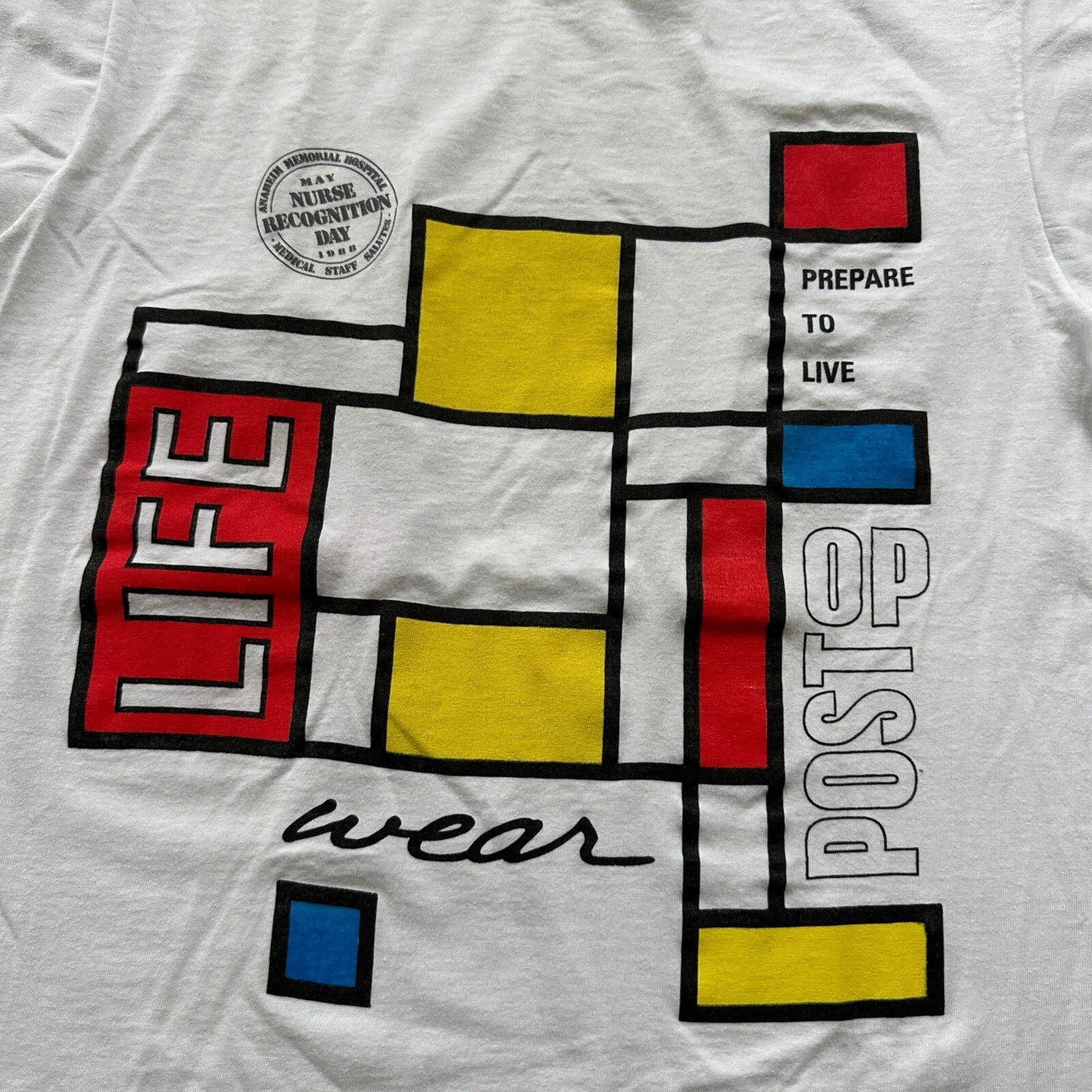 Nurse LIFE Medical Rehab Vintage T Shirt Hospital Human Care Love Abstract Wear