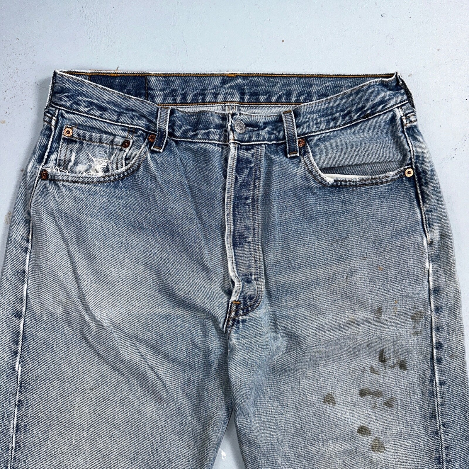 Levis 501 Vintage 90s USA XX Straight Leg Jeans 34x34 Blue Light Wash Act 31x32