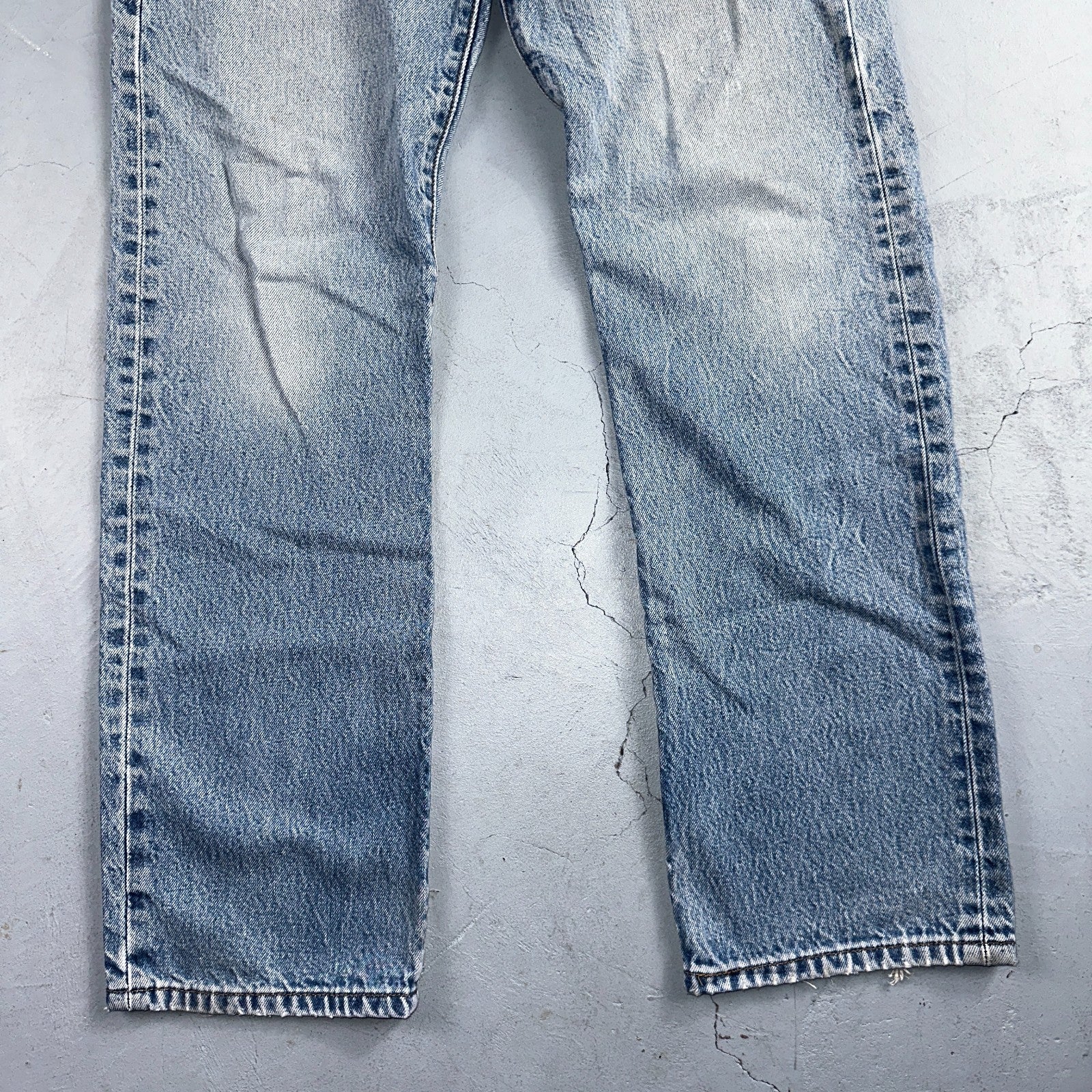 Levis 501 Vintage Y2K 90s XX Straight Leg Jeans Blue Light Wash 33x34 Act 30x31