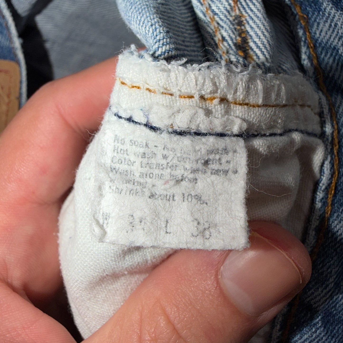 Levis 501 Vintage 80s Redline Selvedge USA XX Jeans Light Wash 34x38 Act 31x34