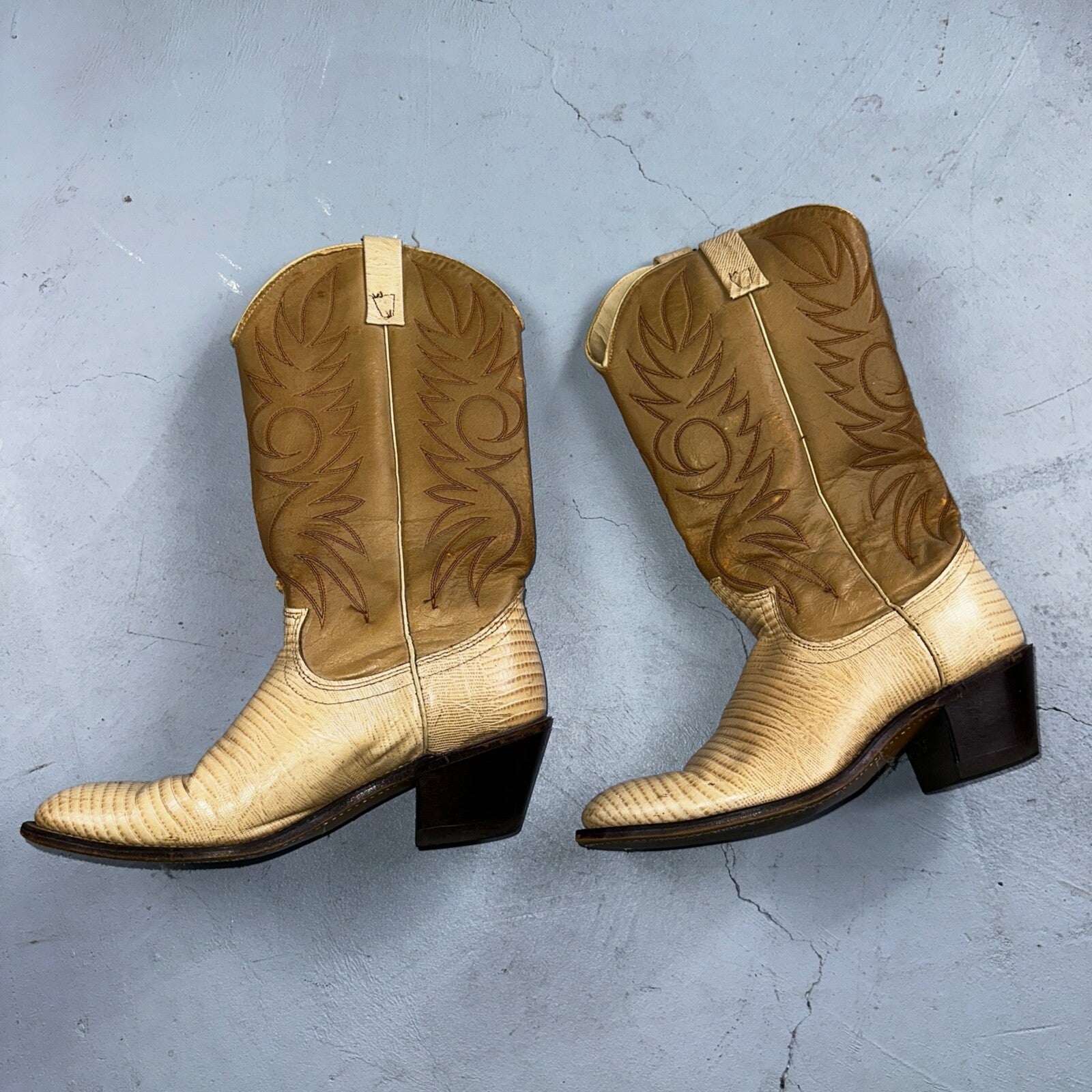 Acme Womens Vintage Brown Leather Western Stacked Heel Cowboy Boots Size 8C