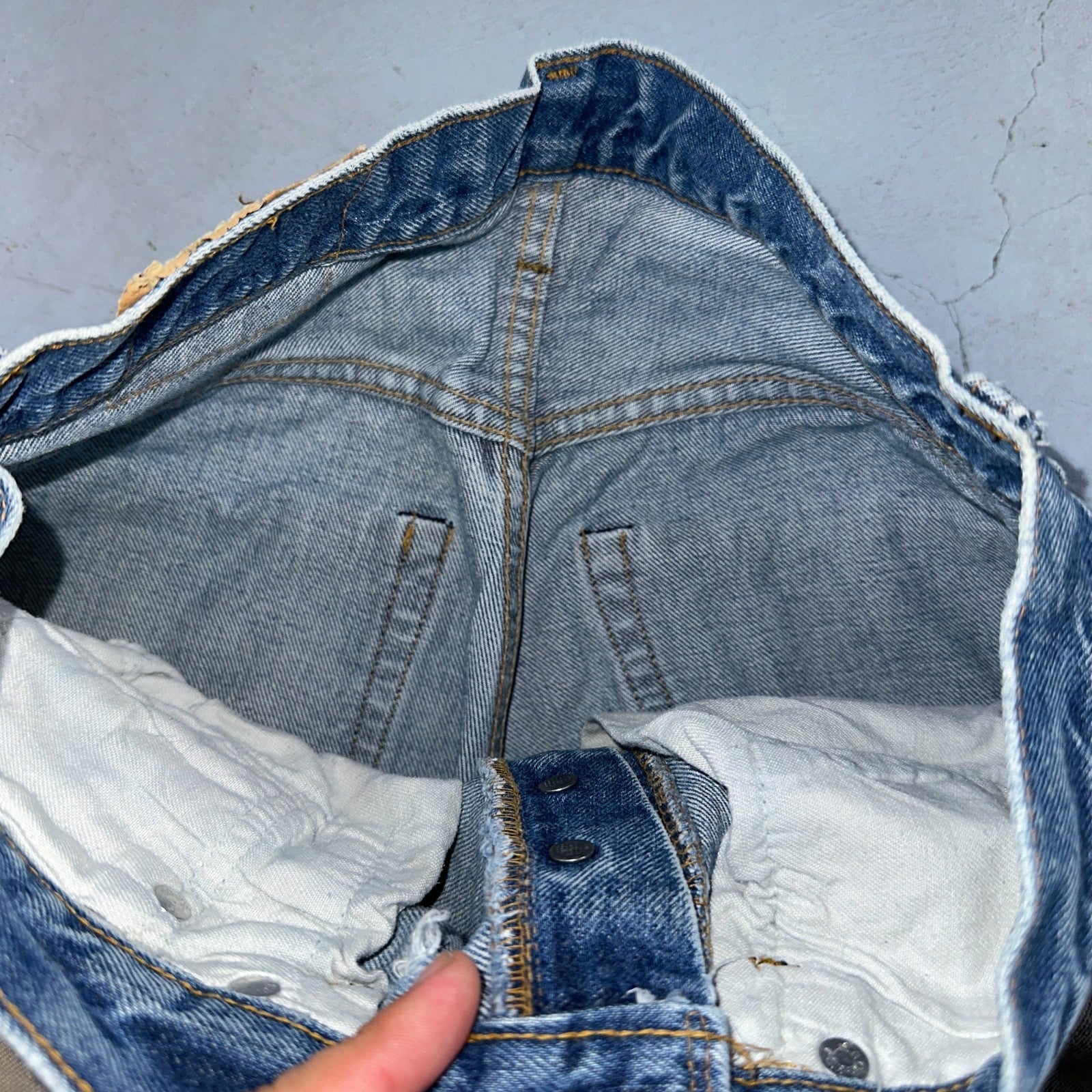 Levis 501 Vintage 80s Redline Selvedge USA XX Jeans Light Wash 32x31 Act 29x27