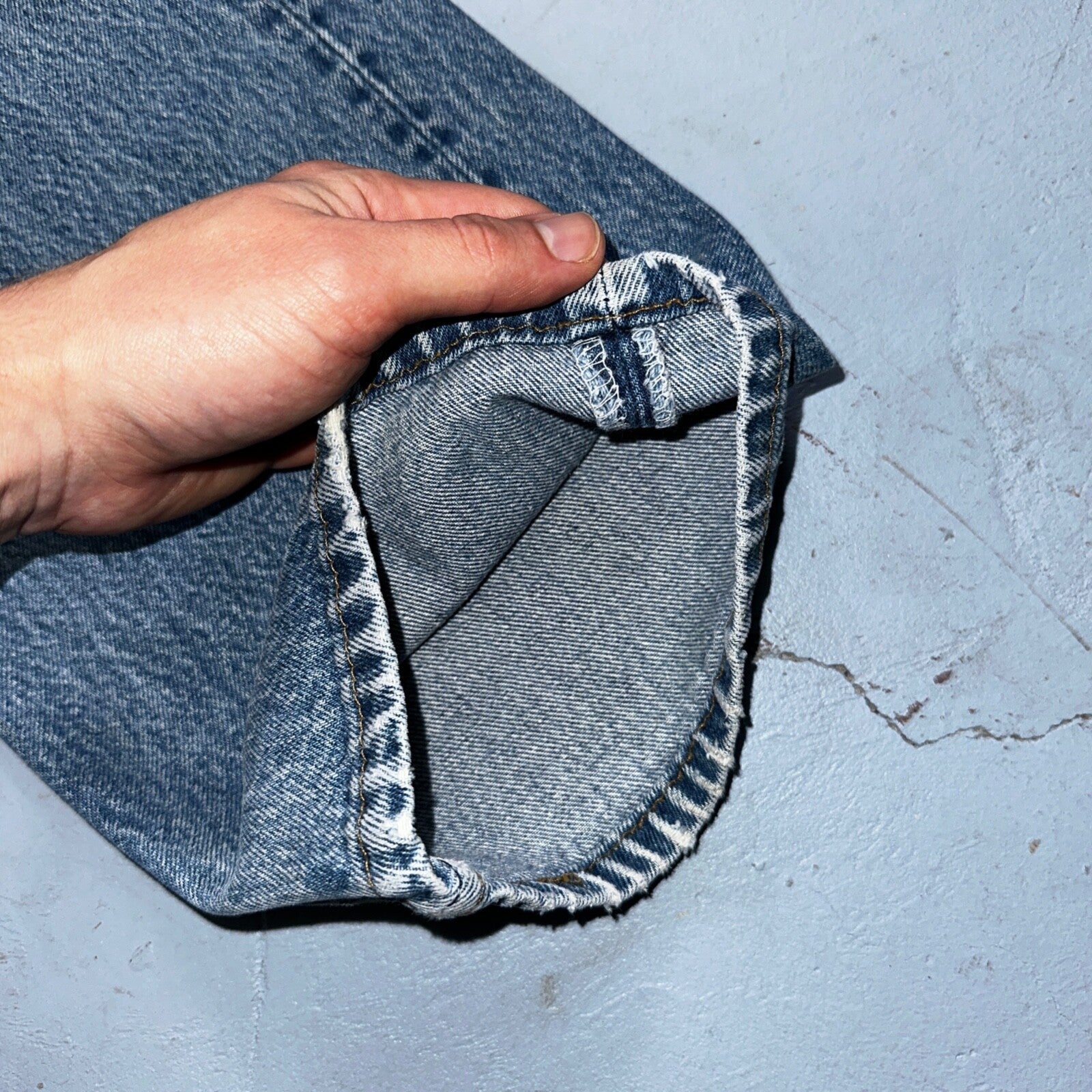 Levis 501 Vintage 90s USA XX Straight Leg Jeans Blue Light Wash 40x36 Act 36x31