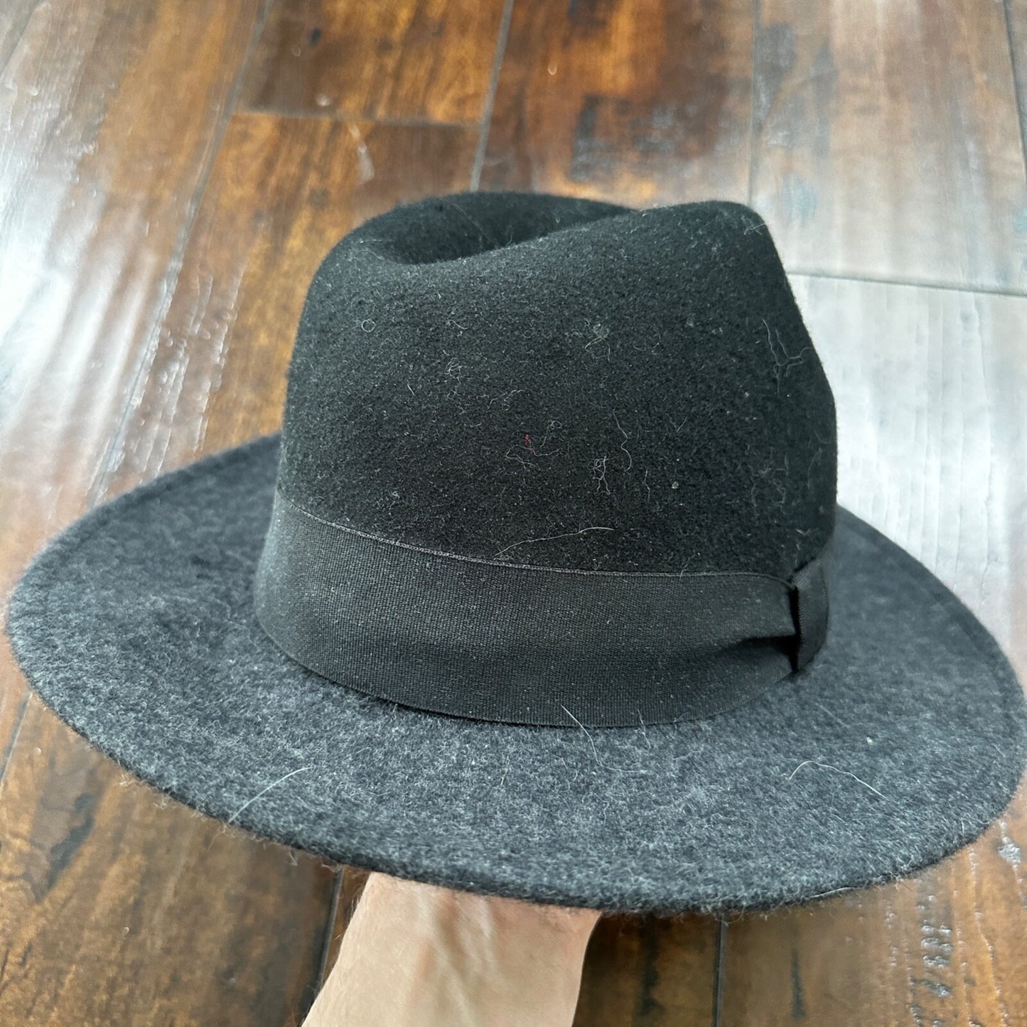 FOREVER 21 Fedora Hat Women's M/L 100% Wool Black Felt Wide Brim Cap