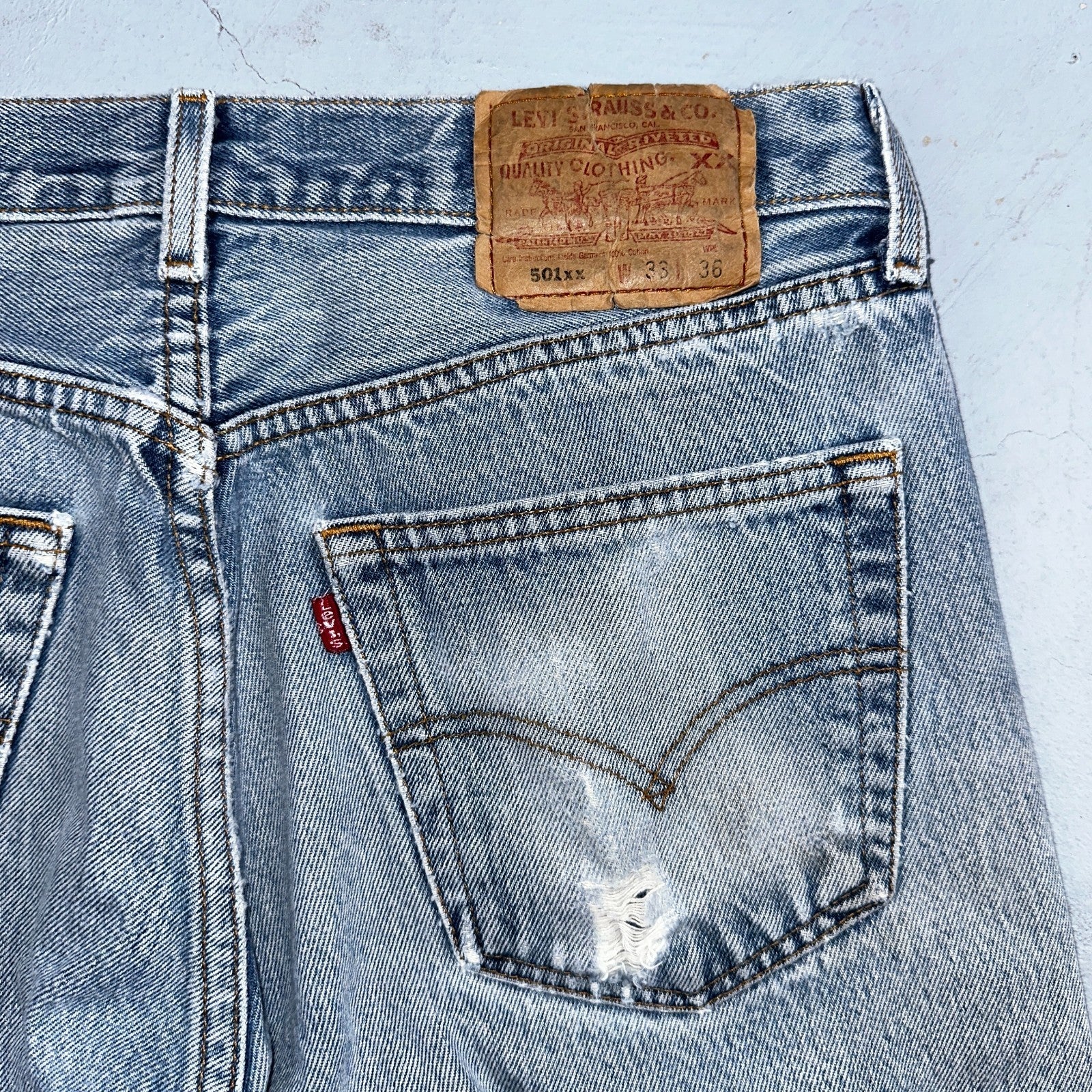 Levis 501 Vintage 90s Mexico Straight Leg Jeans Blue Light Wash 33x36 Act 31x31