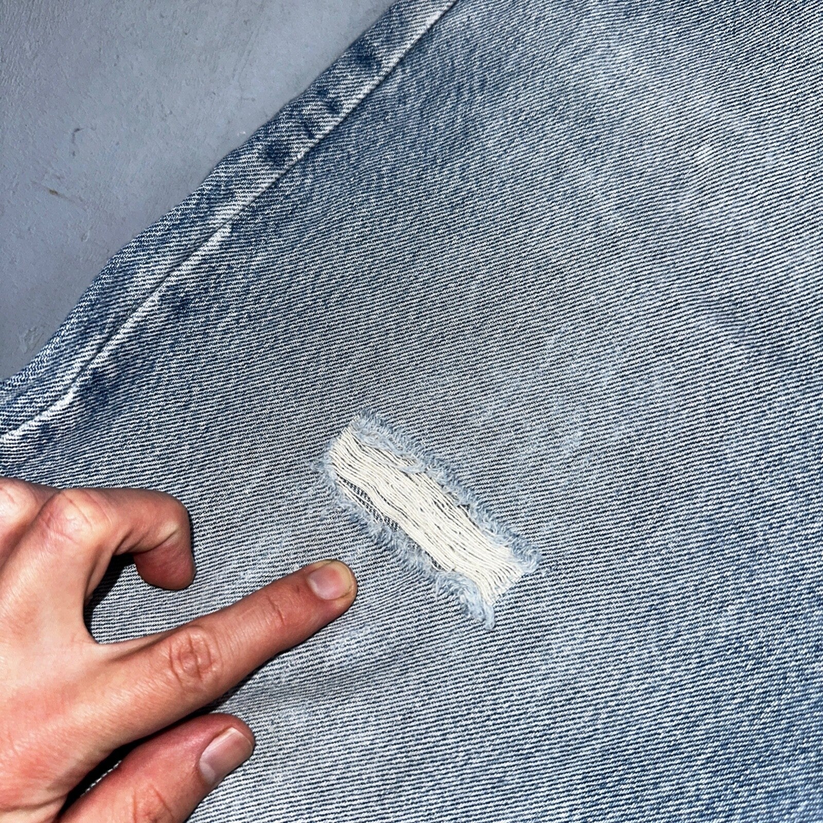 Levis 501 Vintage 90s USA XX Straight Leg Jeans Blue Light Wash 42x30 Act 41x26