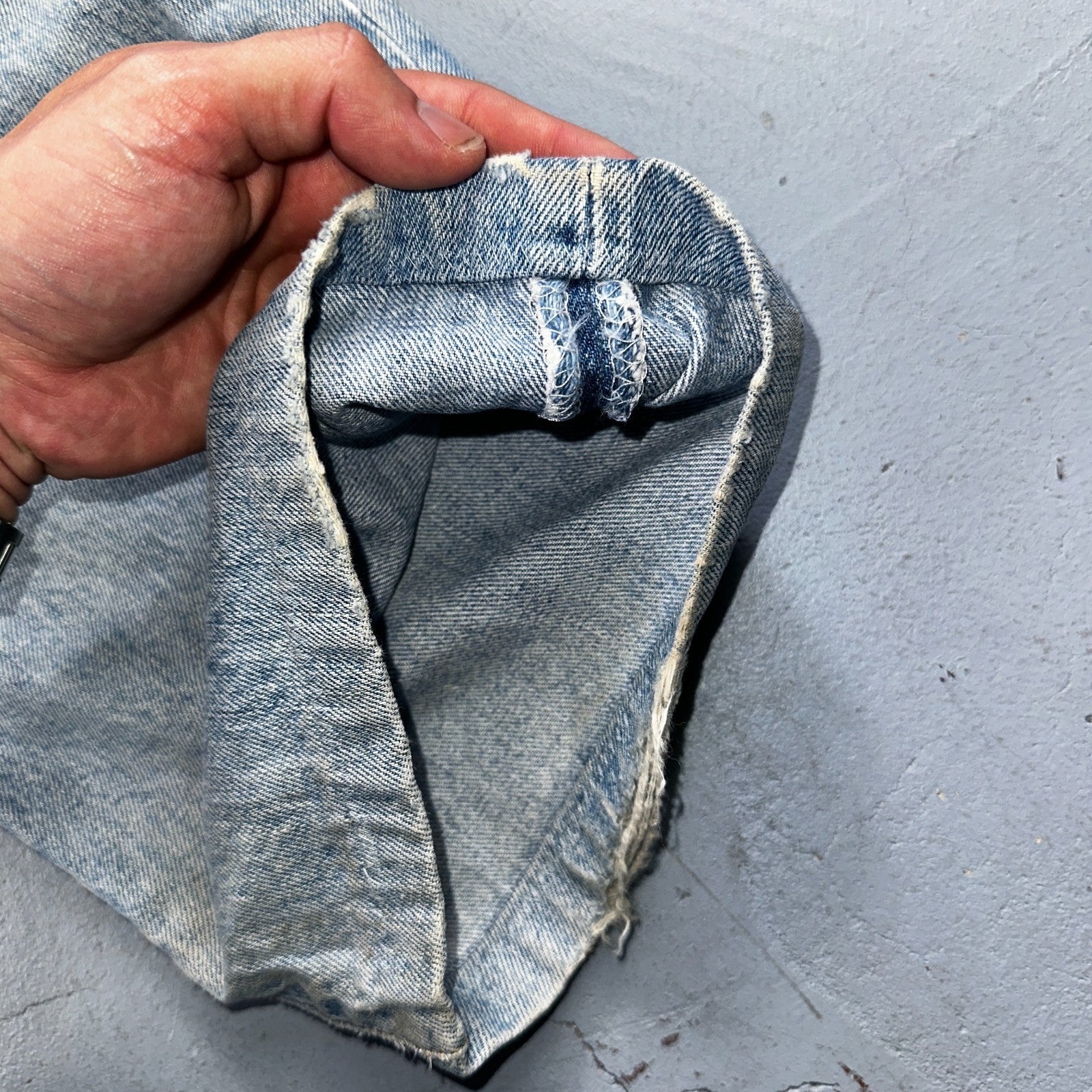 Levis 501 Vintage 90s Mexico Straight Leg Jeans Blue Light Wash 40x30 Act 40x28