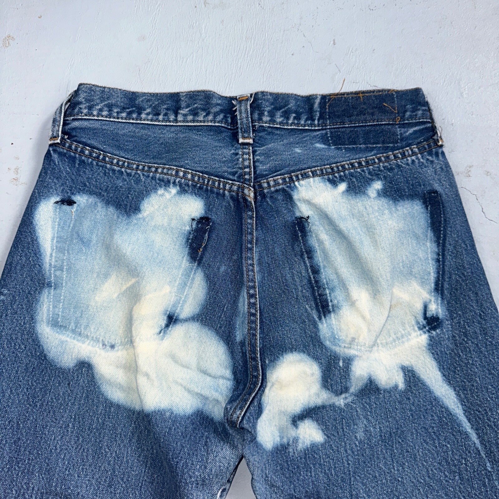 Levis 501 Vintage 80s Redline Selvedge USA XX Jeans Bleach Wash 30x34 Act 28x30