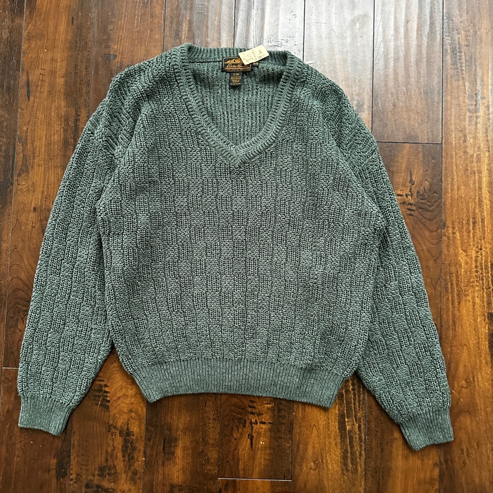 VTG Eddie Bauer Chunky Outdoor Green Knit Sweater M 90s Preppy Cardigan V Neck