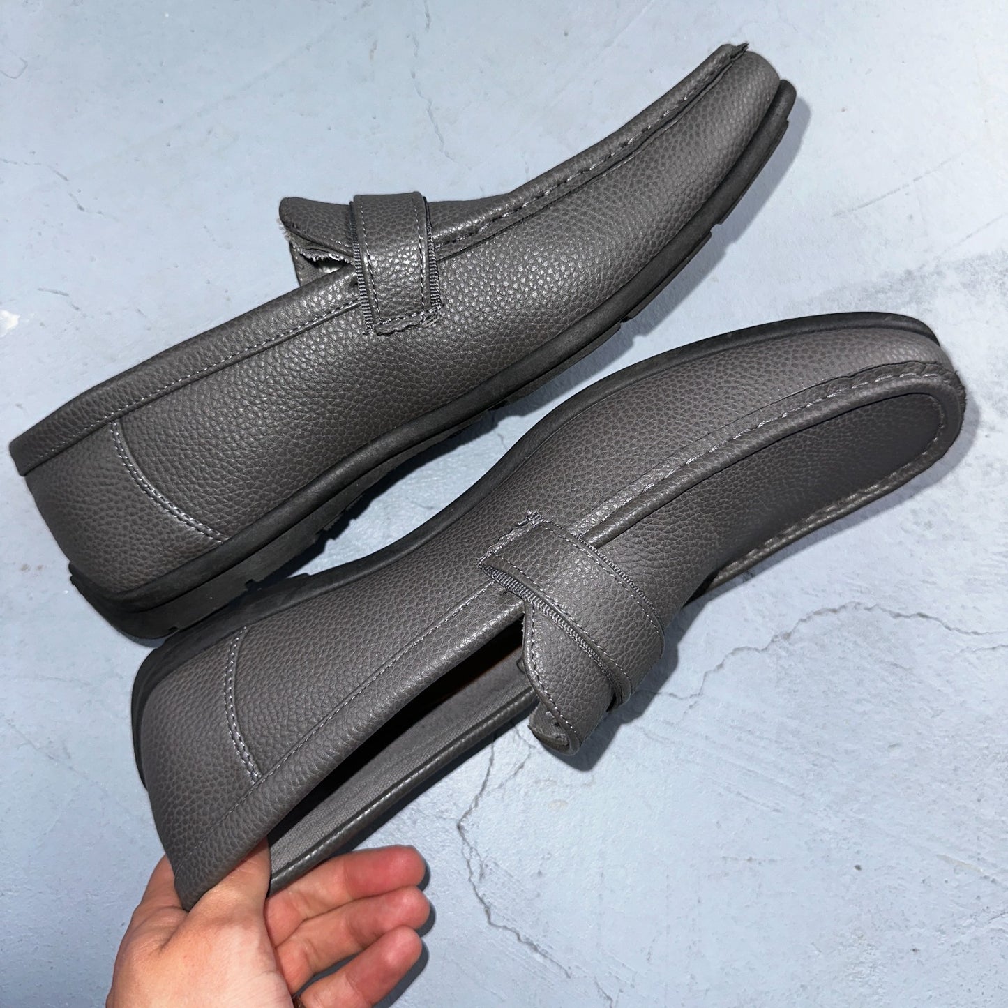 AKADEMIKS Men's Gray Faux Leather Roger Slip-On Driving Loafers SZ 12