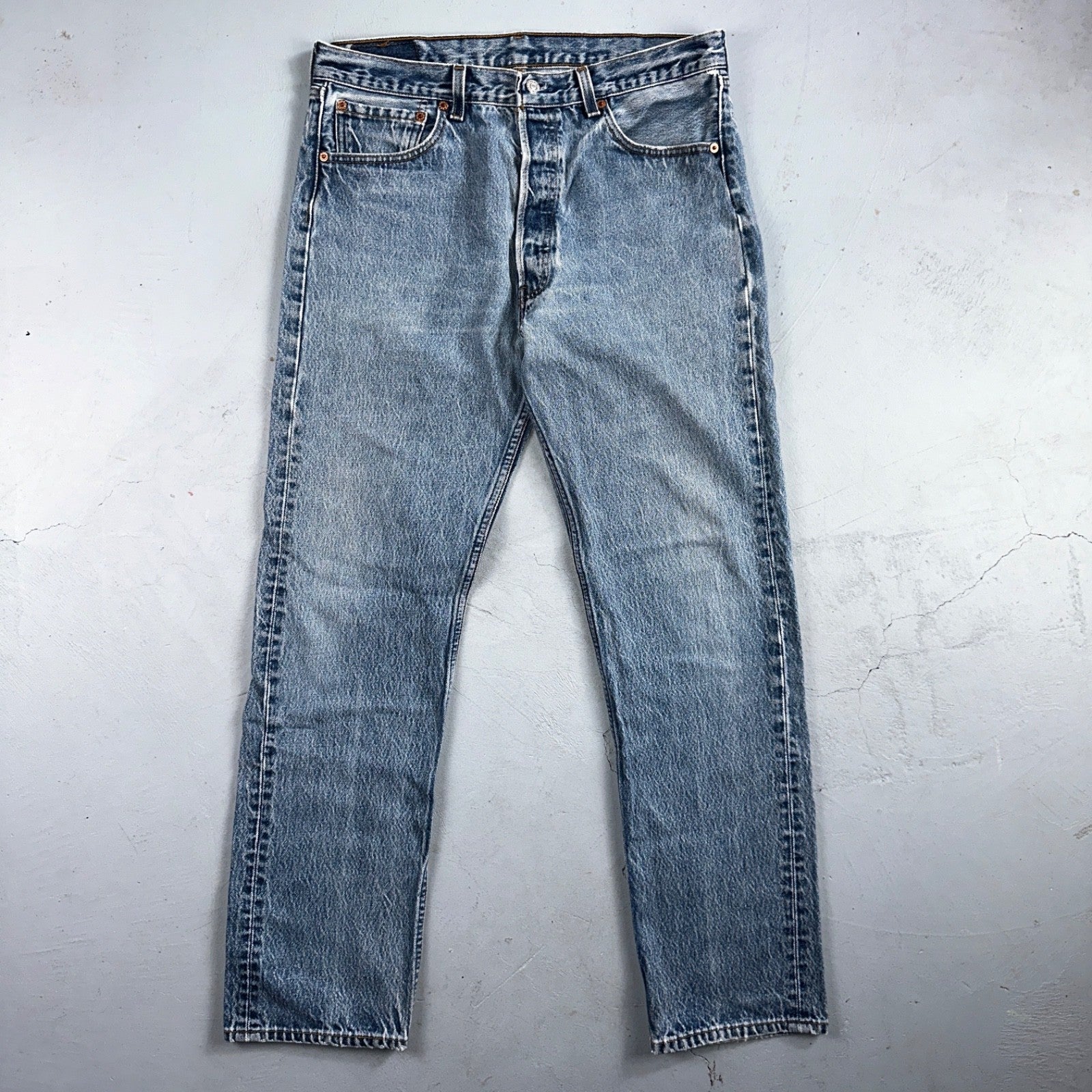 Levis 501 Vintage 90s USA XX Straight Leg Jeans Blue Light Wash 35x34 Act 33x31