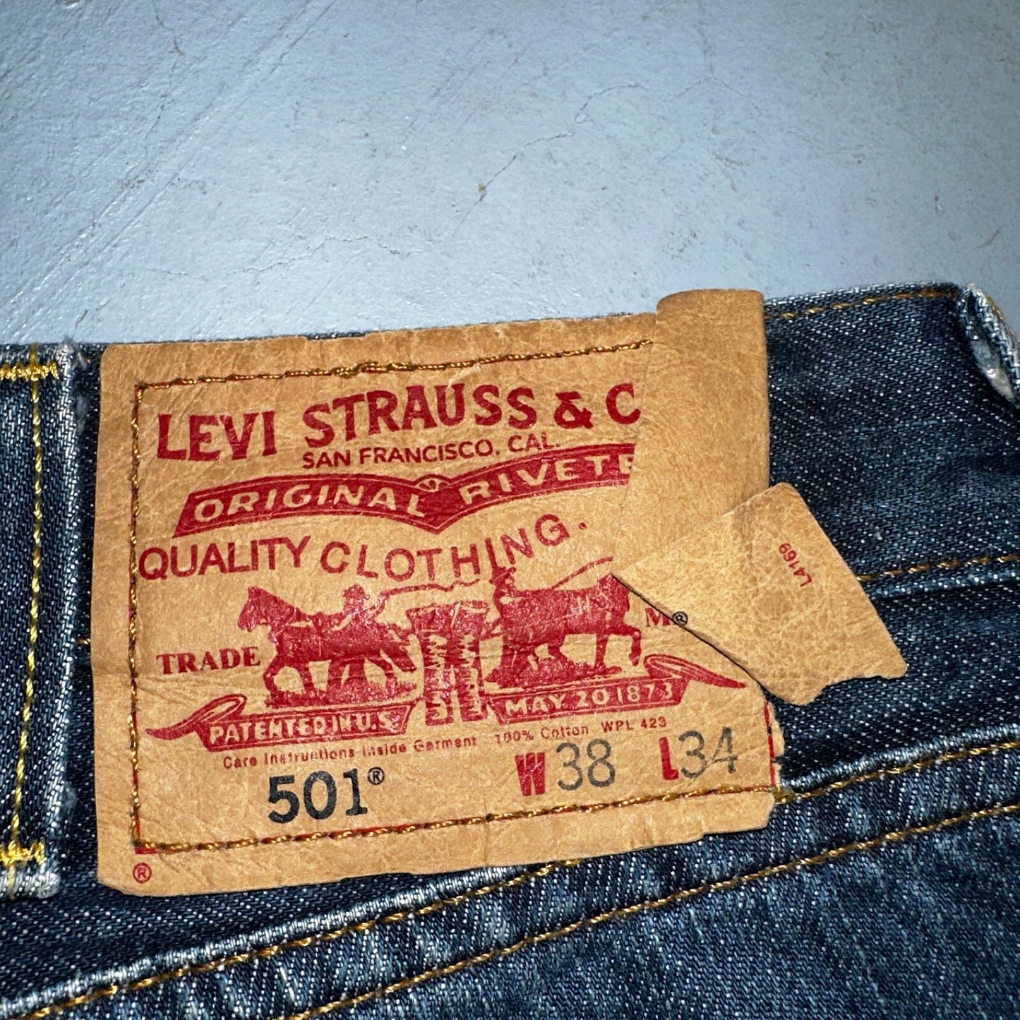 Levis 501 Vintage Y2K XX Straight Leg Jeans Blue Med Wash 38x34 Act 38x33