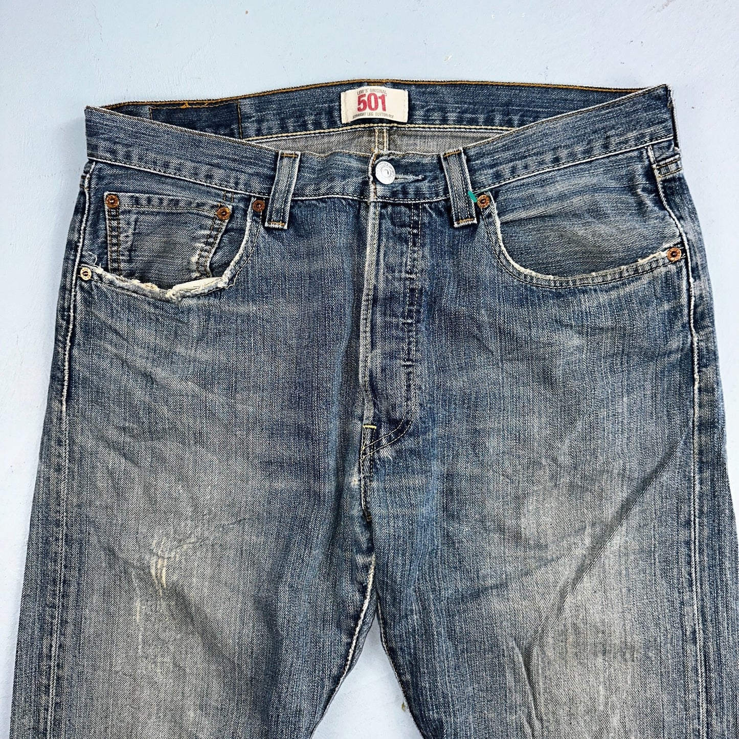 Levis 501 Vintage Y2K XX Straight Leg Jeans Blue Med Wash 33x34 Act 33x33