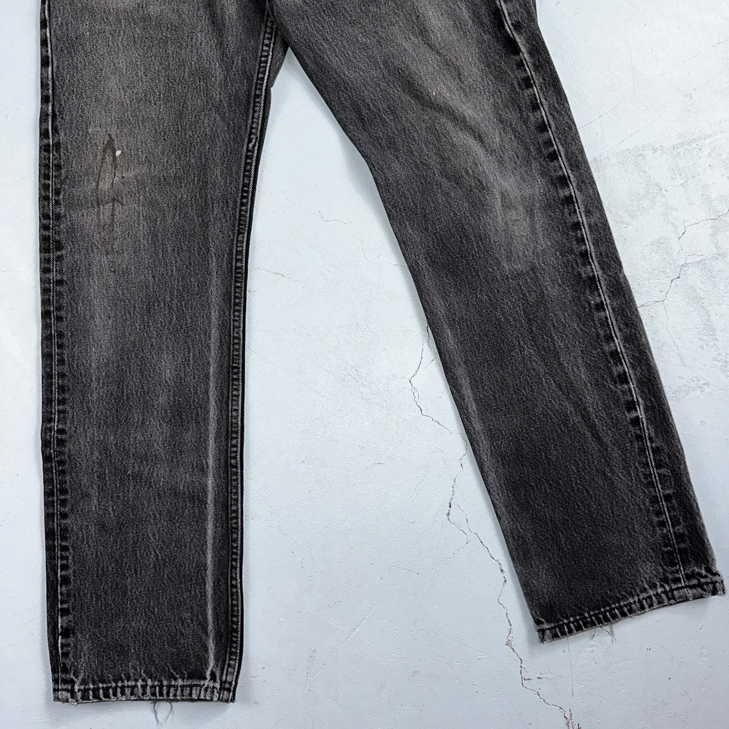 Levis 501 Vintage 90s USA XX Straight Leg Jeans Black Med Wash 32x32 Act 30x30