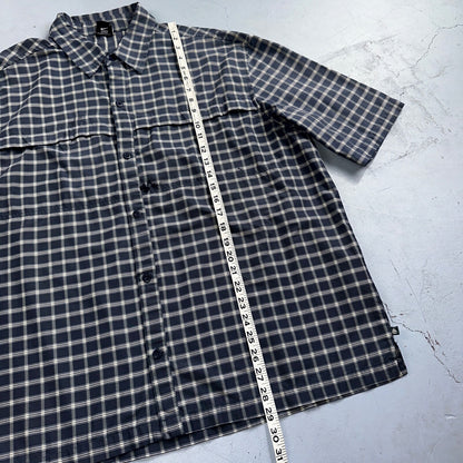 Nike VTG ACG Shirt Mens XL All Conditions Gear Button Hiking Short Sleeve Plaid
