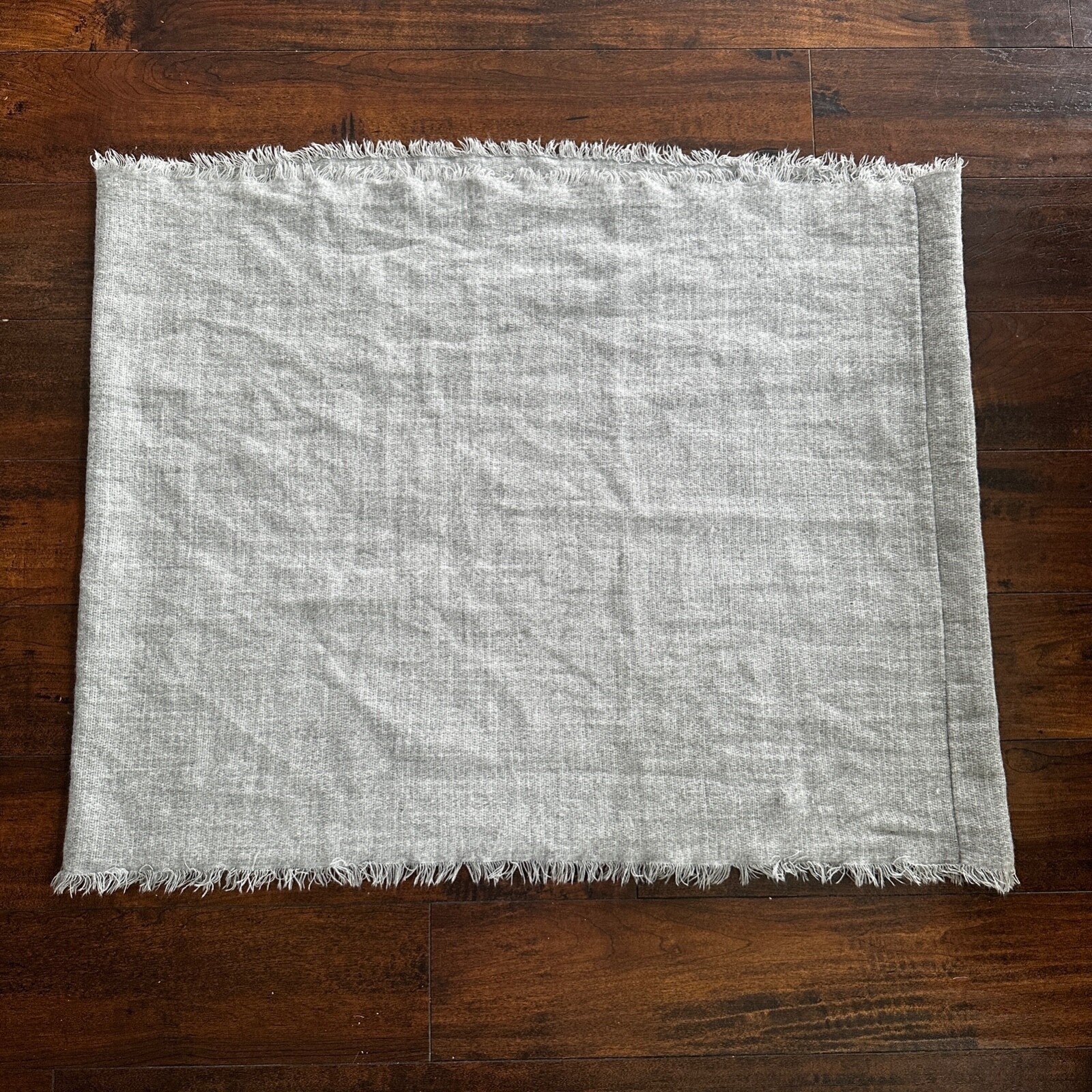 Gray Solid Stitched Scarf Lightweight Heather Winter Used Big Size Cute SQUARE