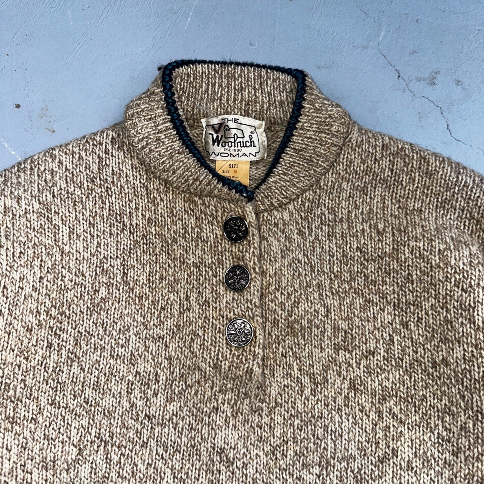 Vintage Woolrich Women's Sweater Size M 85% Wool Chunky Knit Crew Neck Long Slv