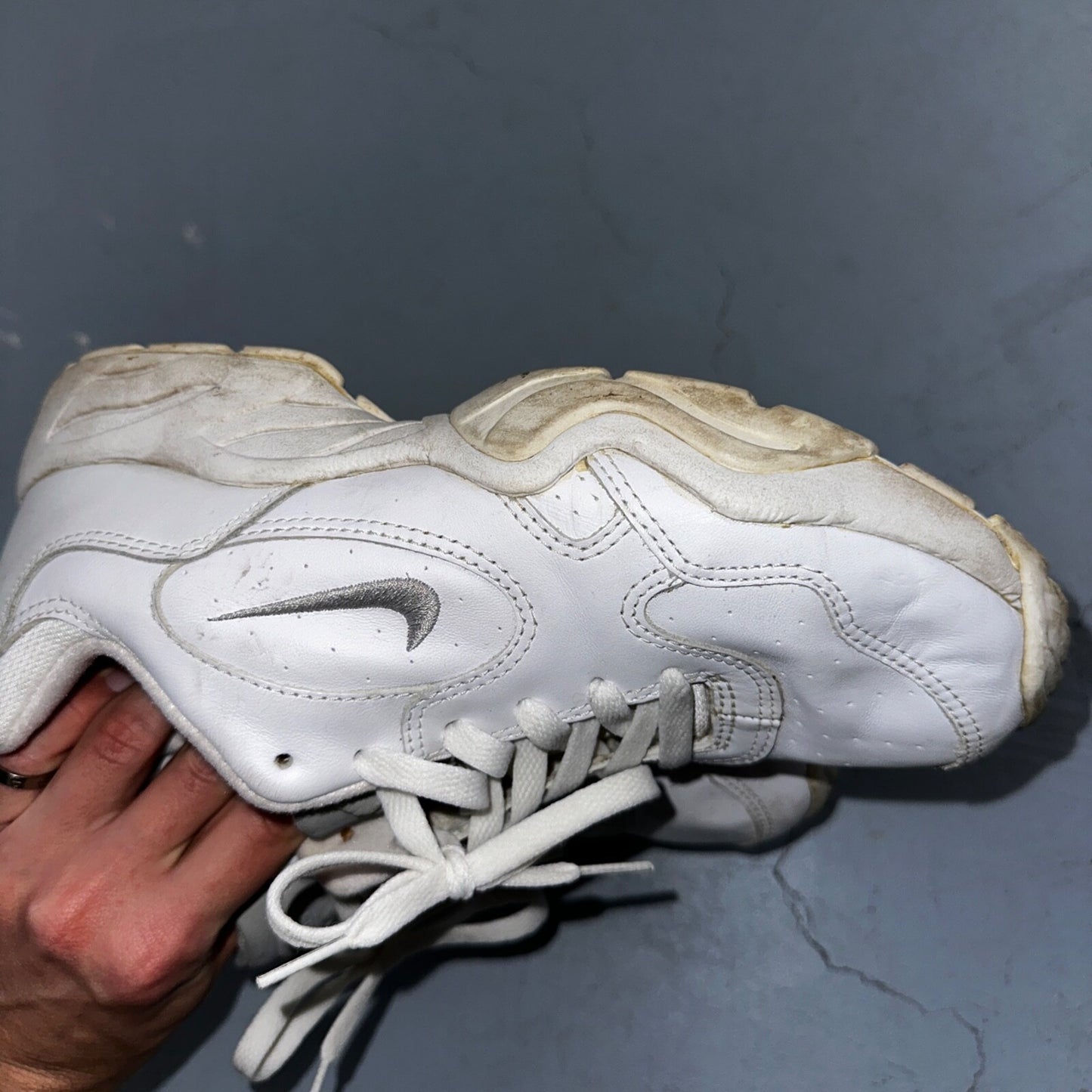 Vintage Nike Walker Airliner White Grey Y2K Dad Shoes Women’s SZ 8.5 174119-101