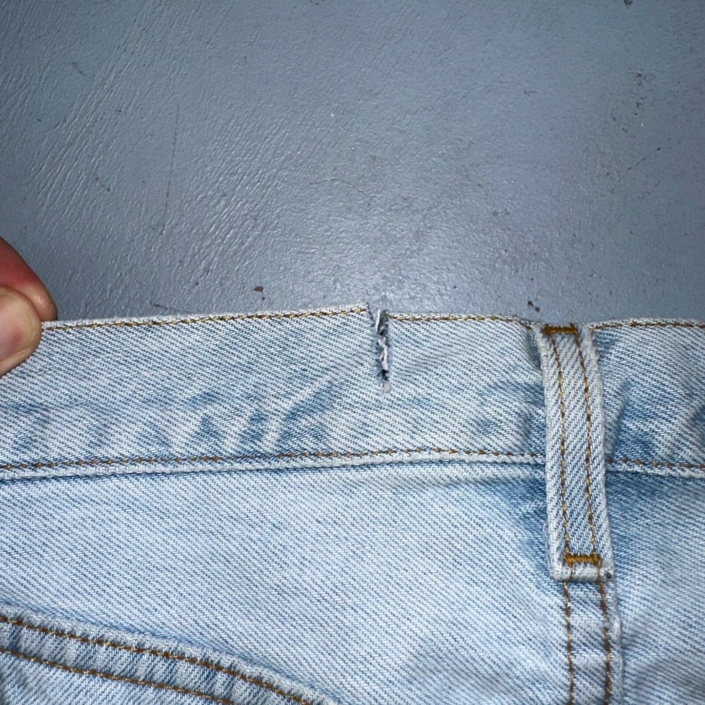 Levis 501 Vintage 90s USA XX Straight Leg Jeans Blue Light Wash 33x34 Act 31x32