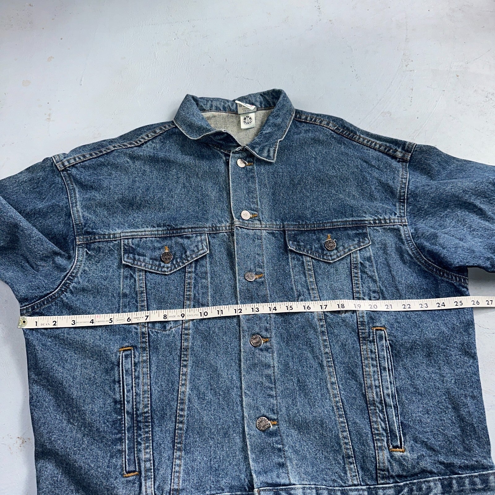 Crusin USA Cars Vintage 1980s Embossed Men's Denim Jacket Sz L Trucker Muscle