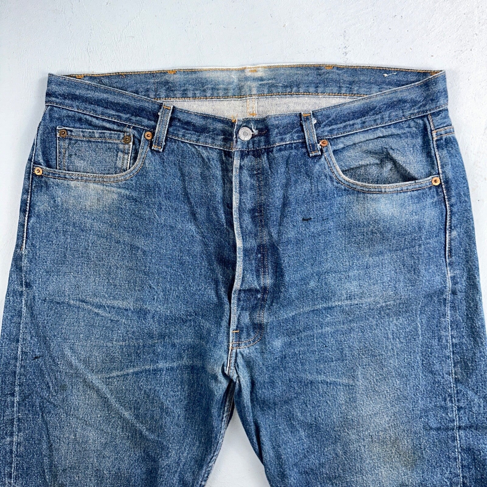 Levis 501 Vintage 80s USA XX Straight Leg Jeans Blue Light Wash 40x33 Act 38x29