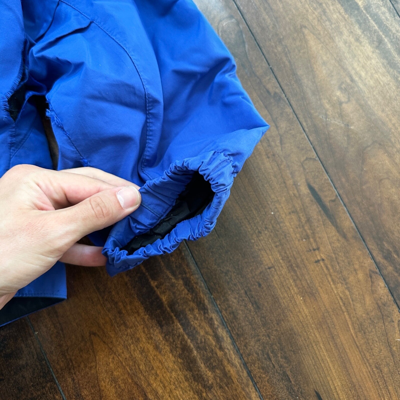 Eddie Bauer Windbreaker Jacket Mens M Blue Vintage Full Zip Ultrex Hooded RIPPED