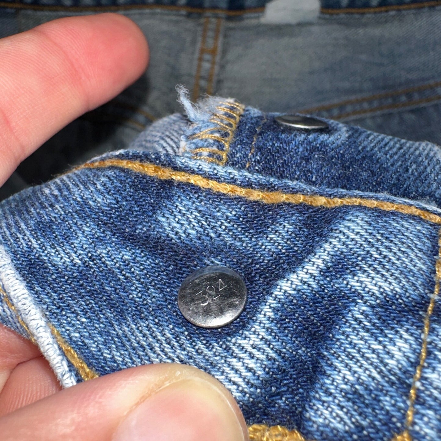 Levis 501 Vintage Y2K XX Straight Leg Jeans Blue 2003 Med Wash 34x32 Act 33x30