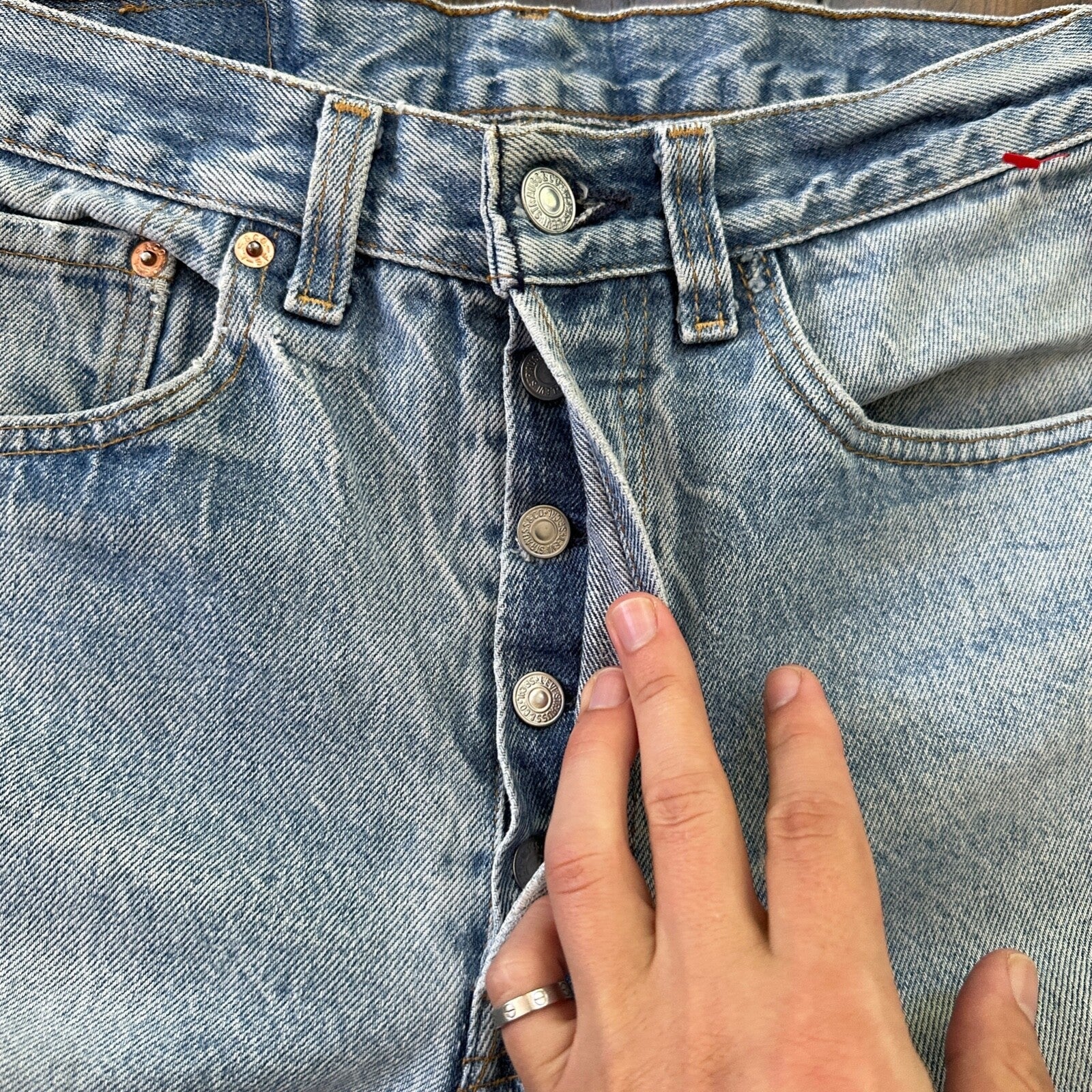 VTG 90s Levis 501 Button Fly 32x34 USA Tag Jeans Straight Wash Blue XX Act 29x29