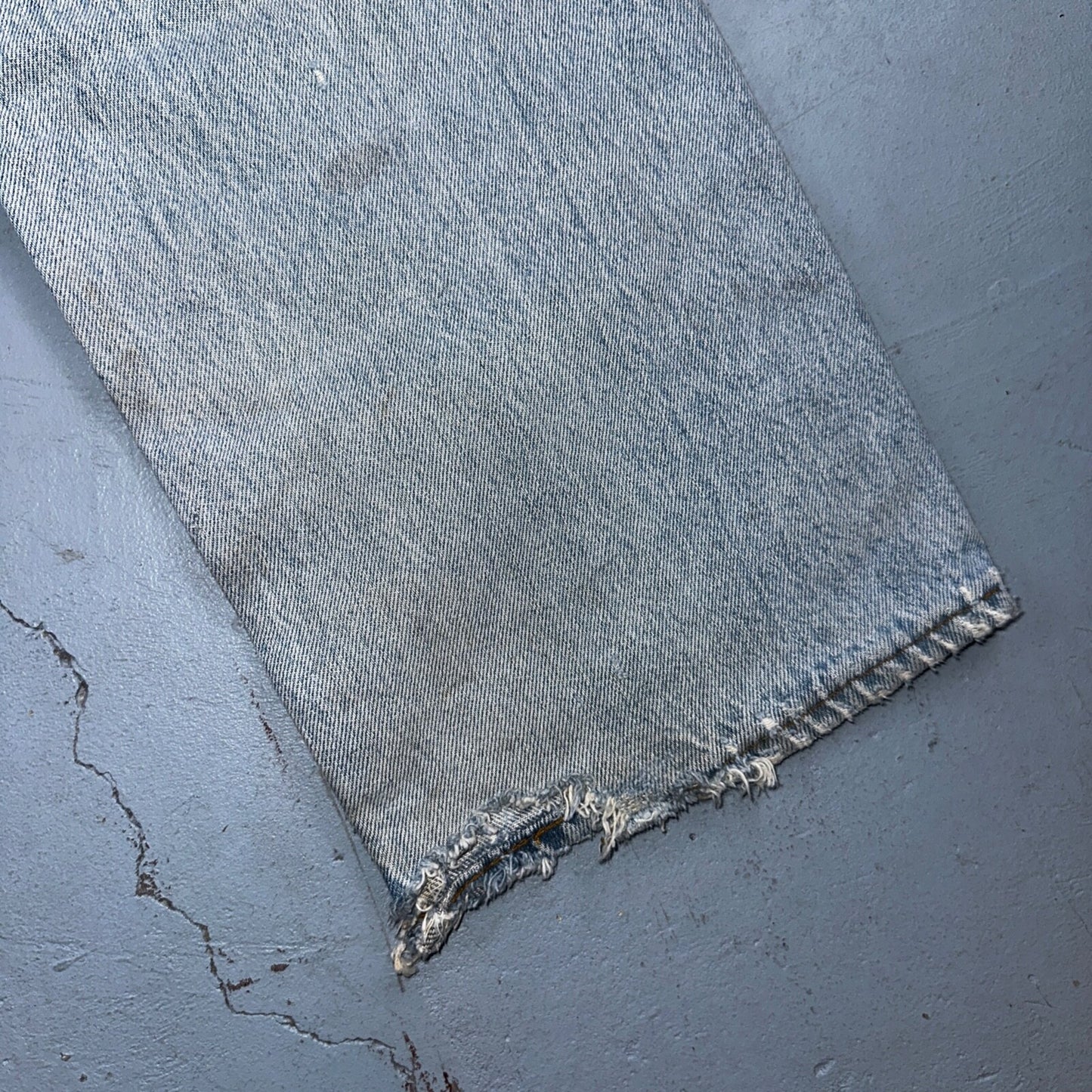 Levis 501 Vintage 80s USA XX Straight Leg Jeans Blue Light Wash 34x36 Act 31x34