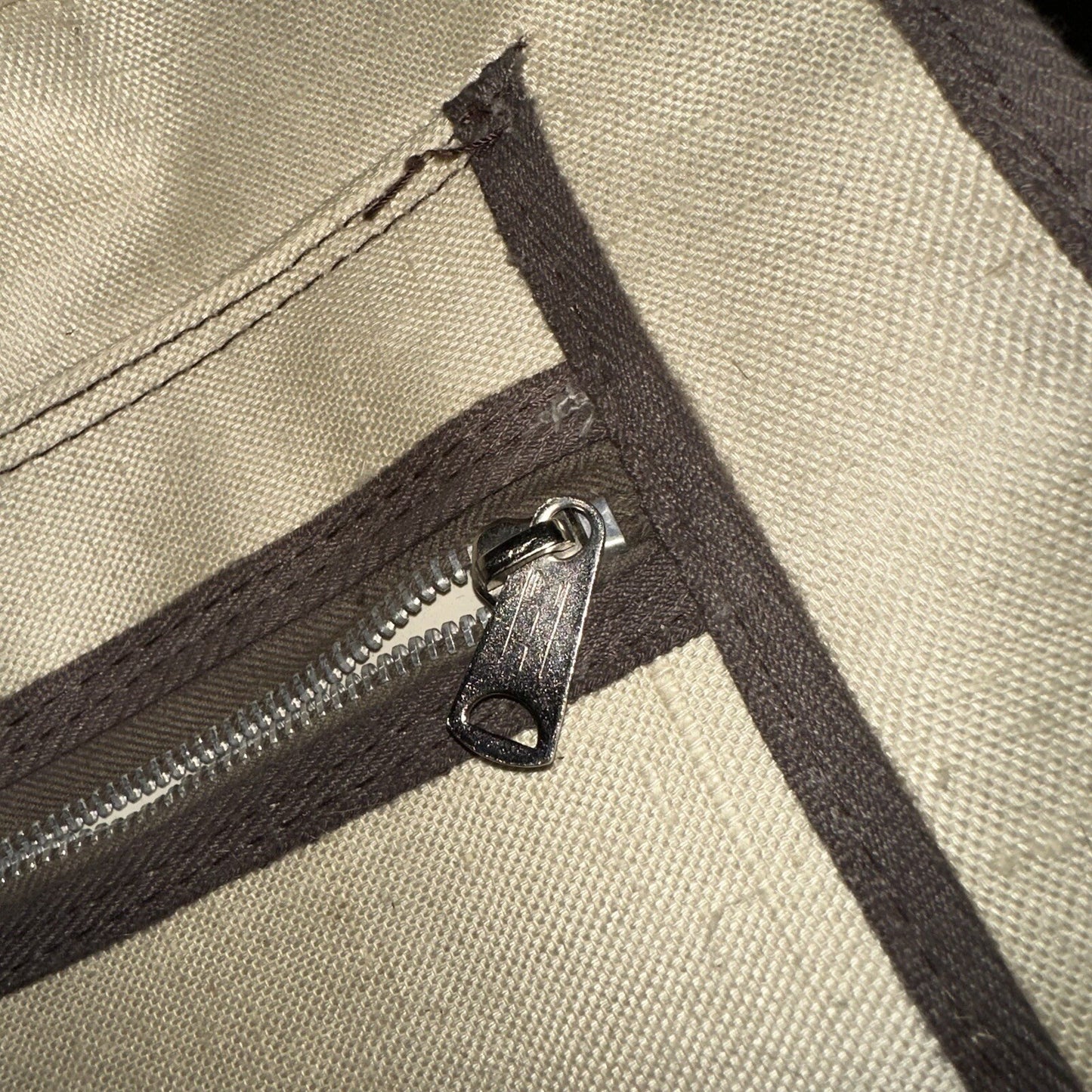 Vintage Skyway Travel Bag With Wheels Carry-on Luggage 70s 1970s LV Flight DTR