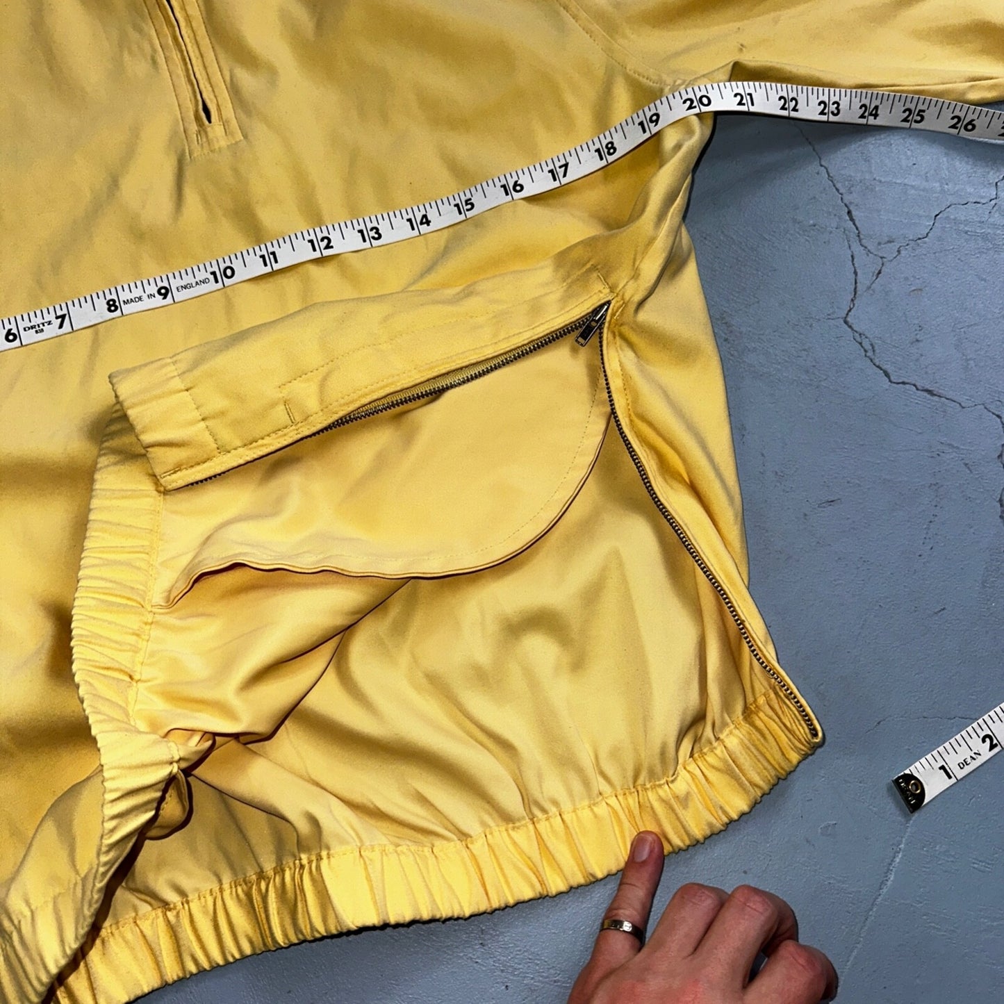 Tommy Hilfiger Golf Yellow Windbreaker Polyester Quarter Zip Pullover Small