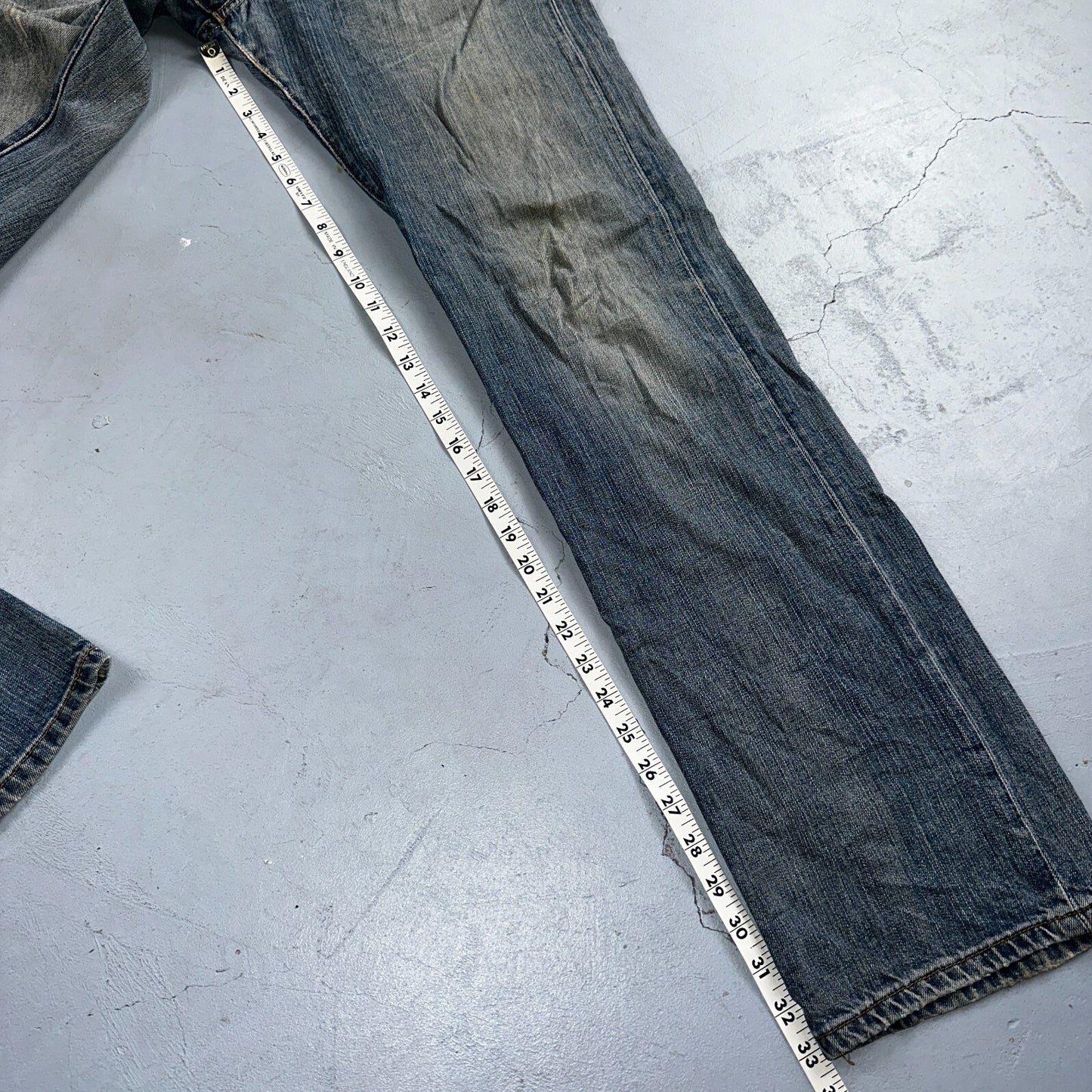 Levis 501 Vintage Y2K XX Straight Leg Jeans Blue Med Wash 33x34 Act 33x33