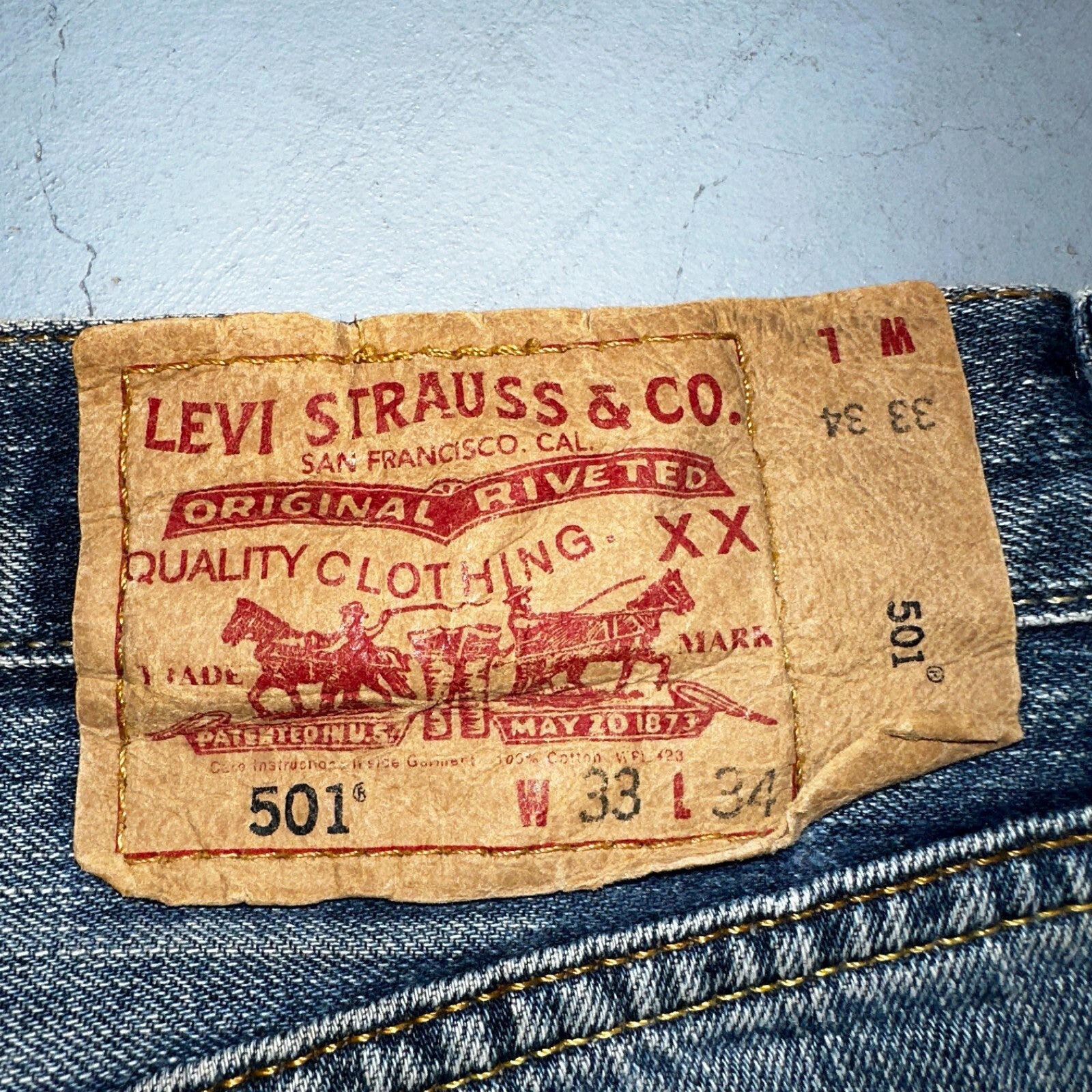 Levis 501 Vintage Y2K XX Straight Leg Jeans Blue Med Wash 33x34 Act 33x33