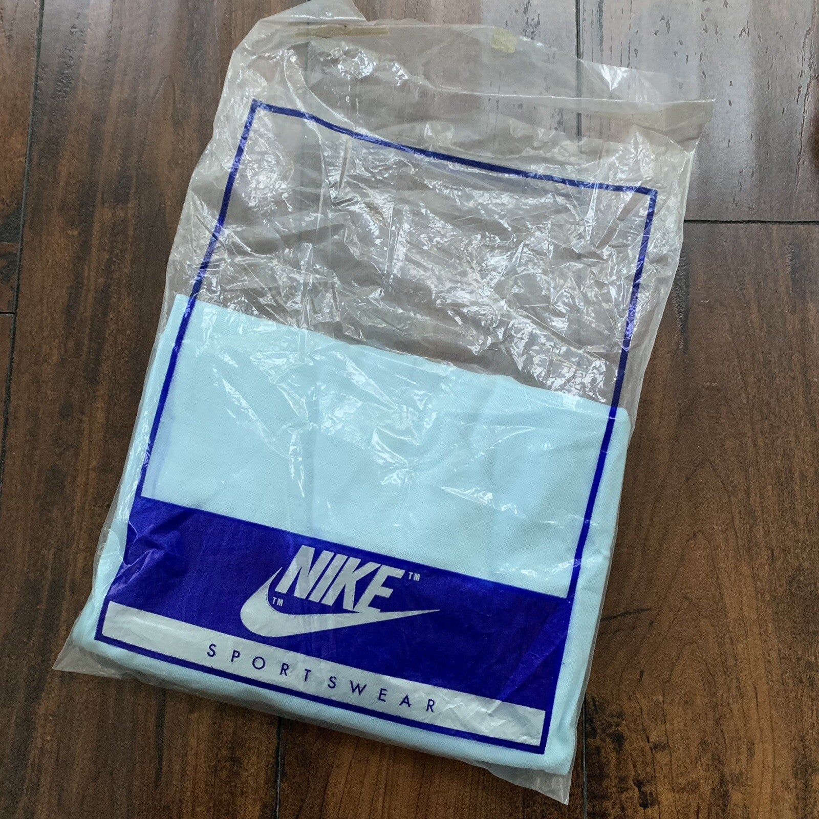 Nike Vintage T Shirt Mens M Rainbow Swoosh Pride Japan Geisha 80s LGBTQ Europe