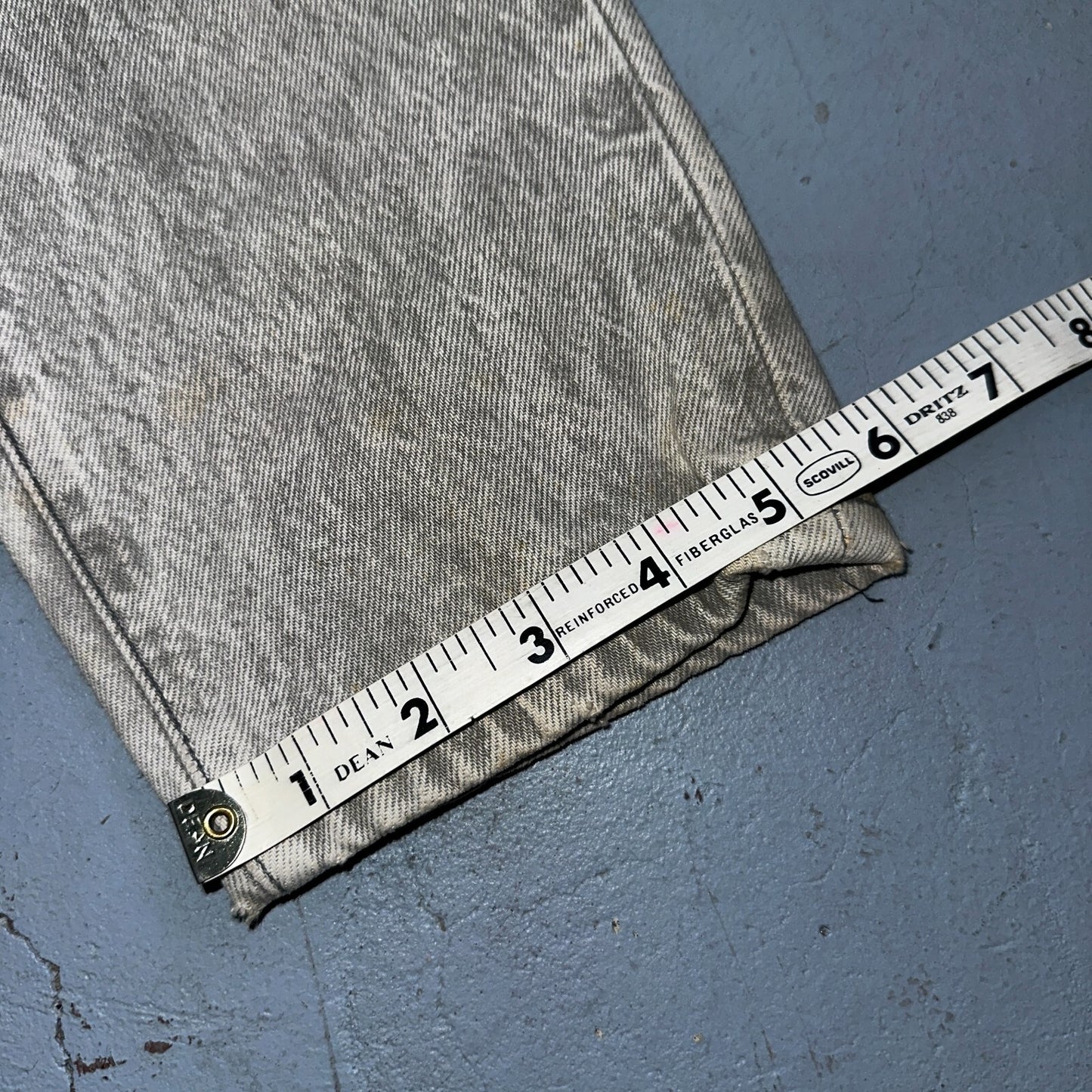 Levis 501 Vintage Jeans Women's Size 5 Gray Button Fly 22x29 USA Acid Wash