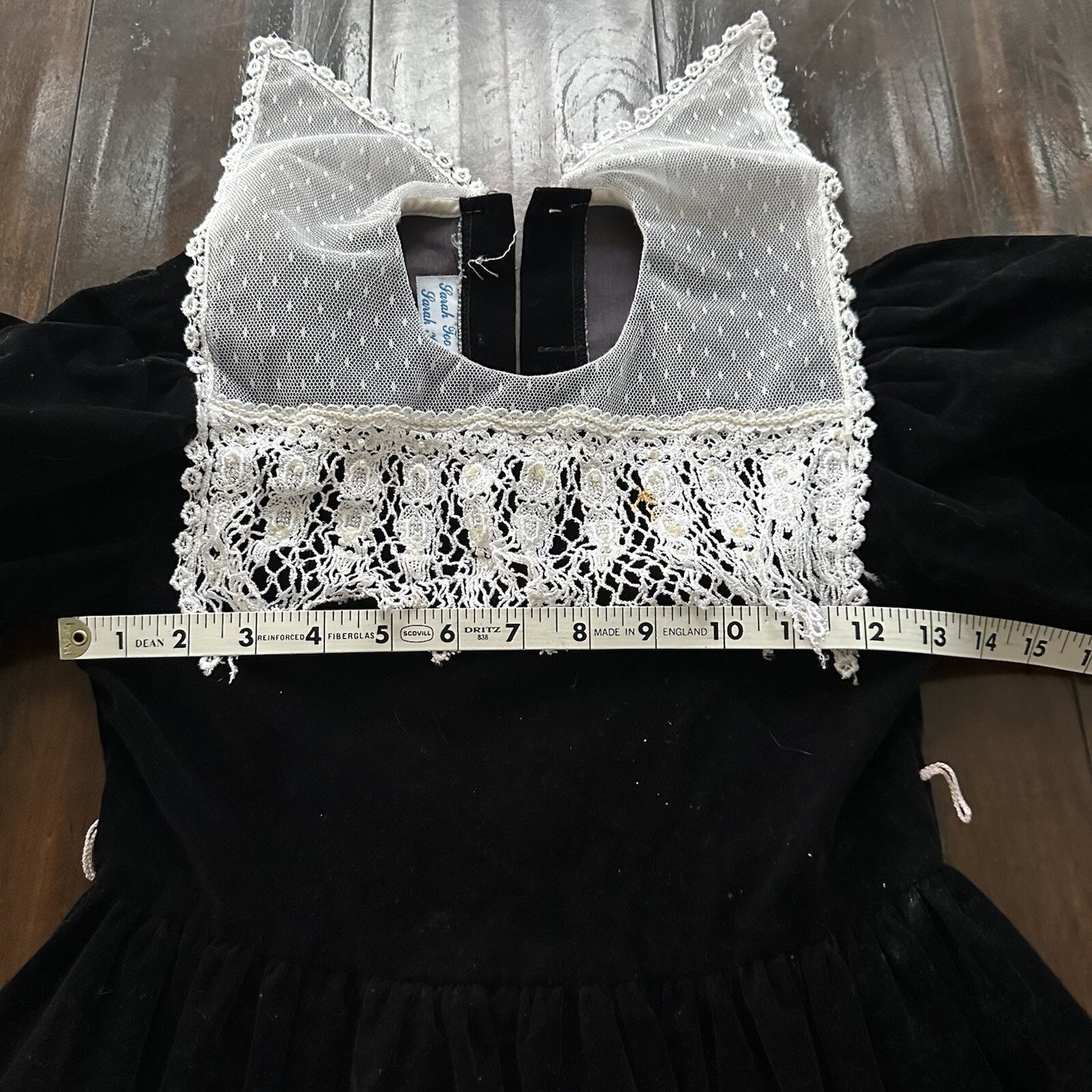 Vintage Sarah Kent Girls Victorian Style Dress Rare Black Pearls White Velour