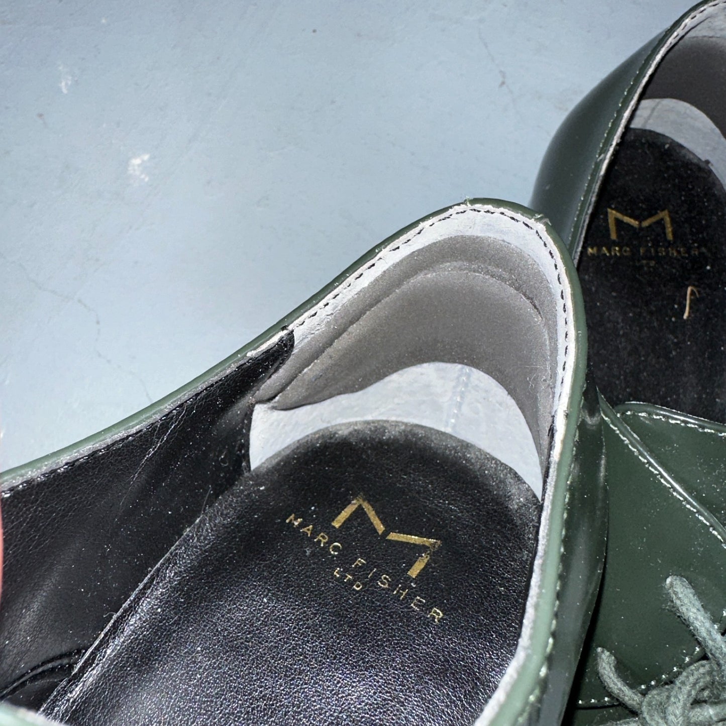 Marc Fisher Women's 10 Green Patent Leather Dress Shoes Boots Heel LACE MLETTA