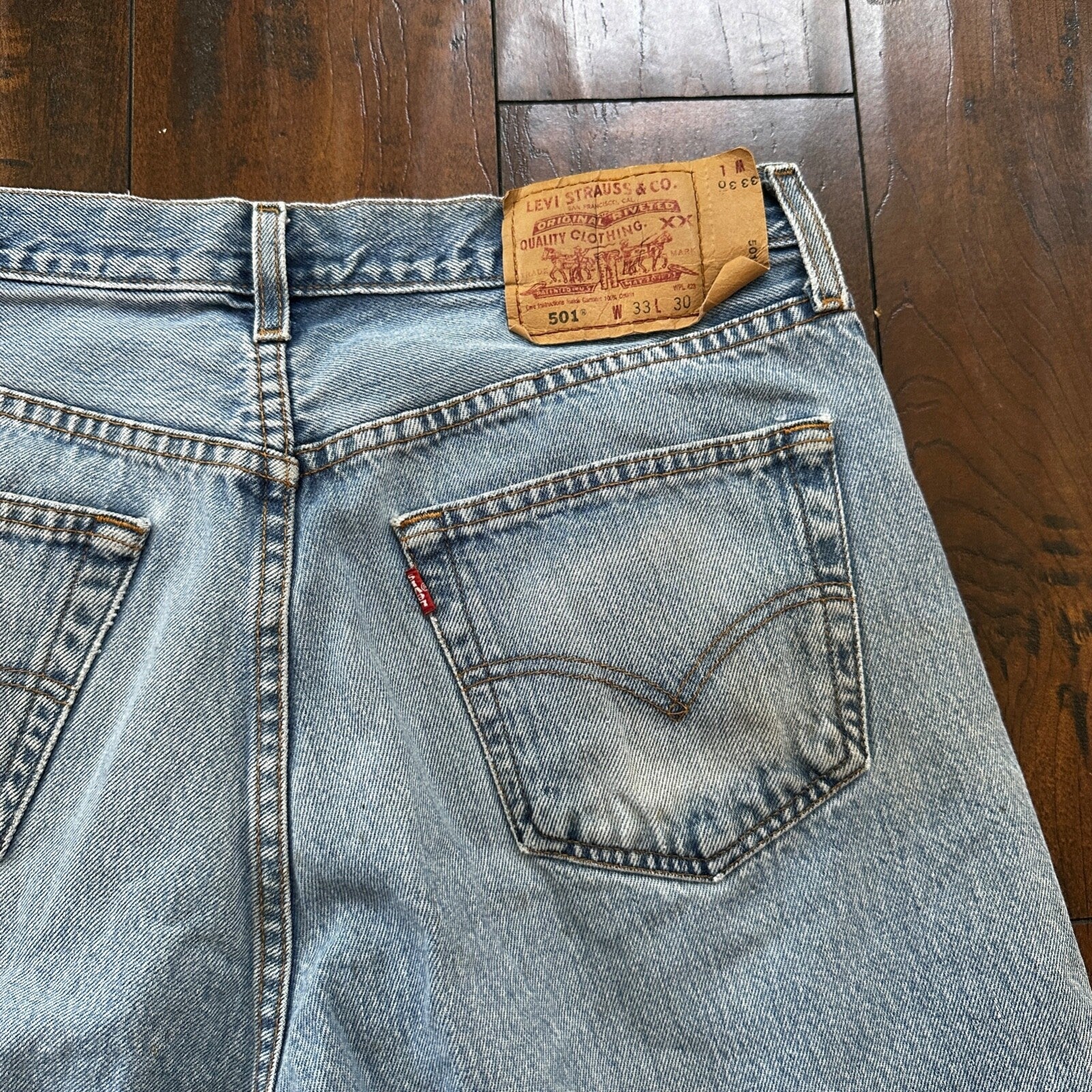 Levis 501 Vintage 90s Straight Leg XX Columbia Jeans 33x30 Light Wash Act 30x29