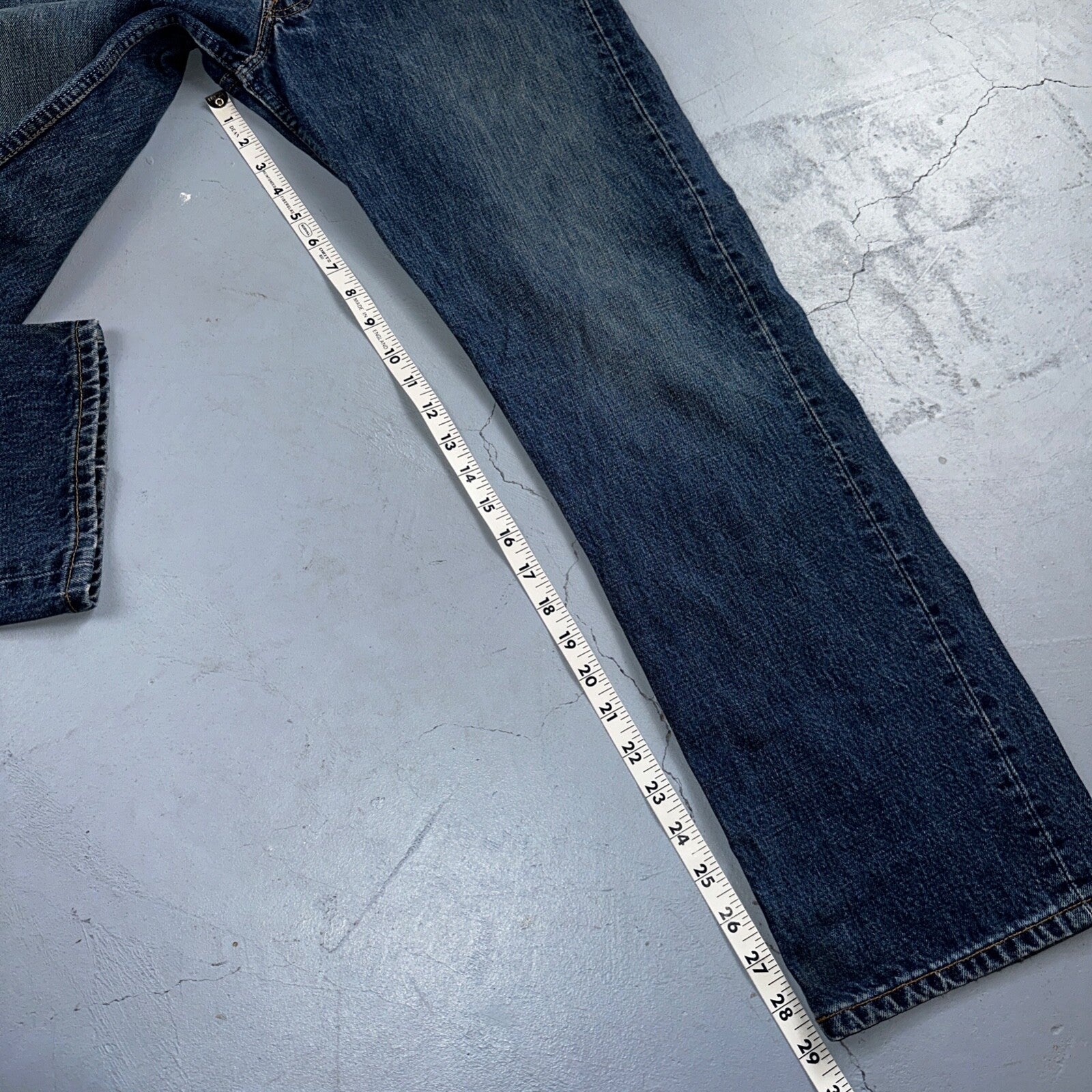 Levis 501 Vintage Y2K Europe Straight Leg Jeans 32x30 90s Med Wash Act 30x29