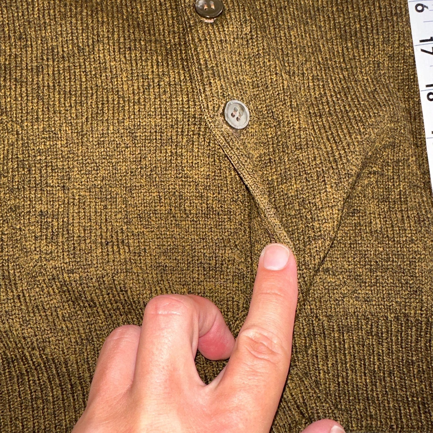 Bernhard Altmann VTG 100% Virgin Wool Cardigan Sweater Scotland 40 Kurt Cobain