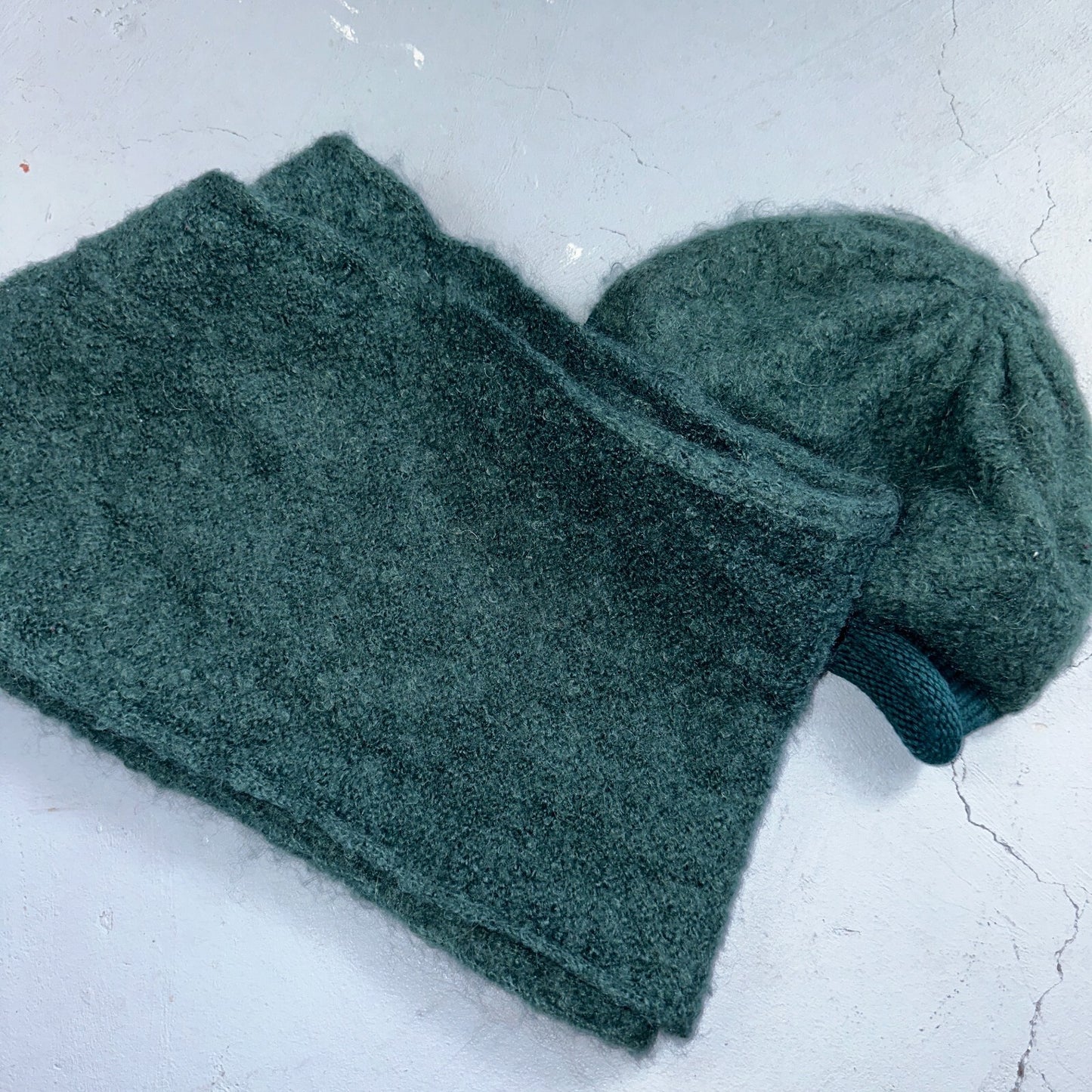 Nordstrom 1970s VTG Green Mohair Wool Winter Scarf and Hat RARE 70s Art Deco