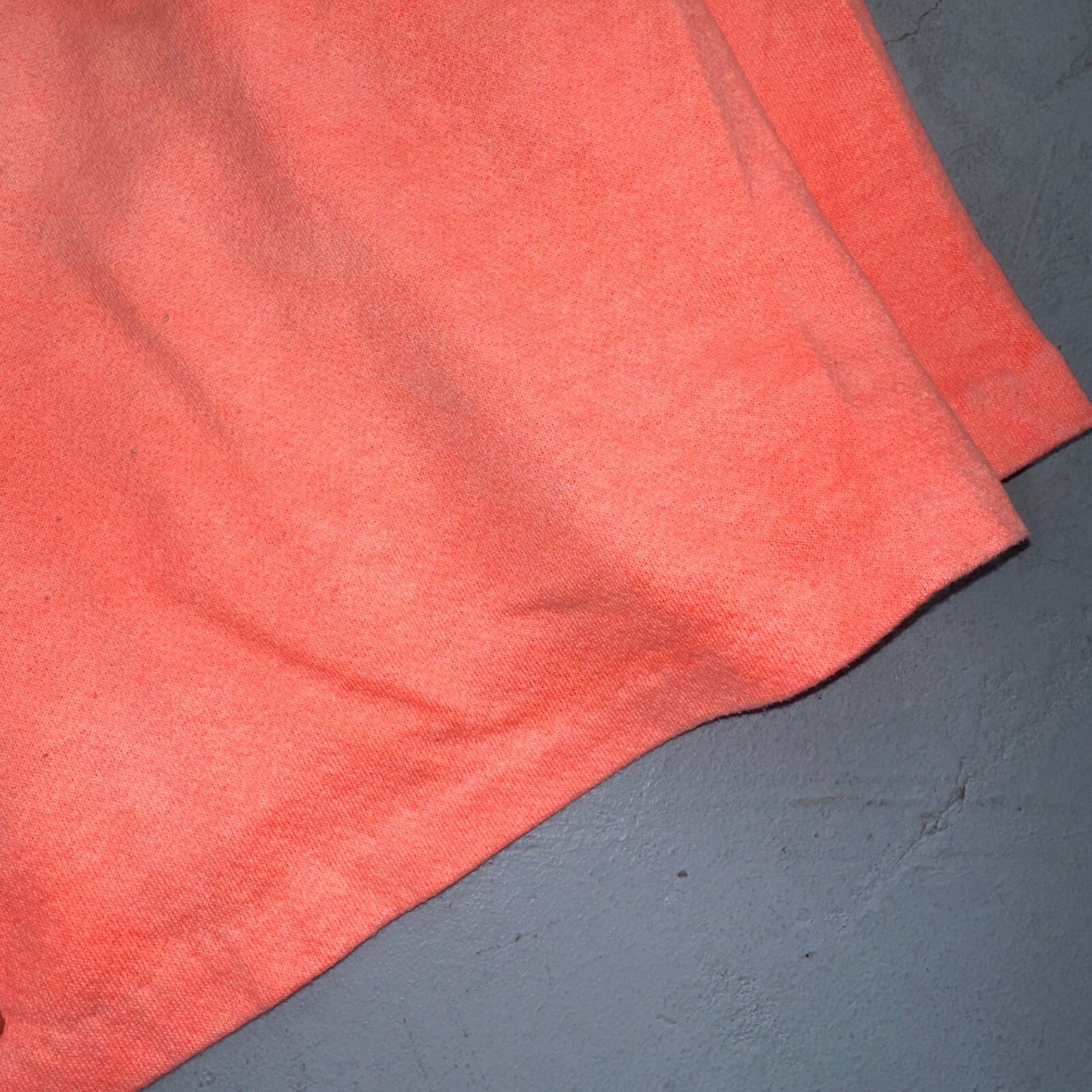 Neon Guaranteed Pre Wash Pink VTG T Shirt Hawaii Travel Forecast Sweatshirt